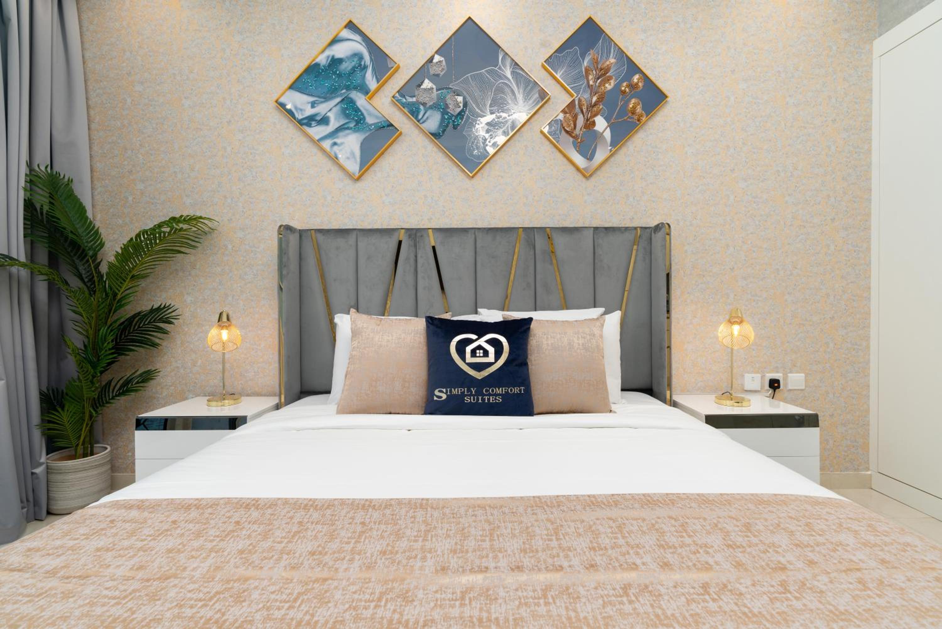Studio Apartment photo 1