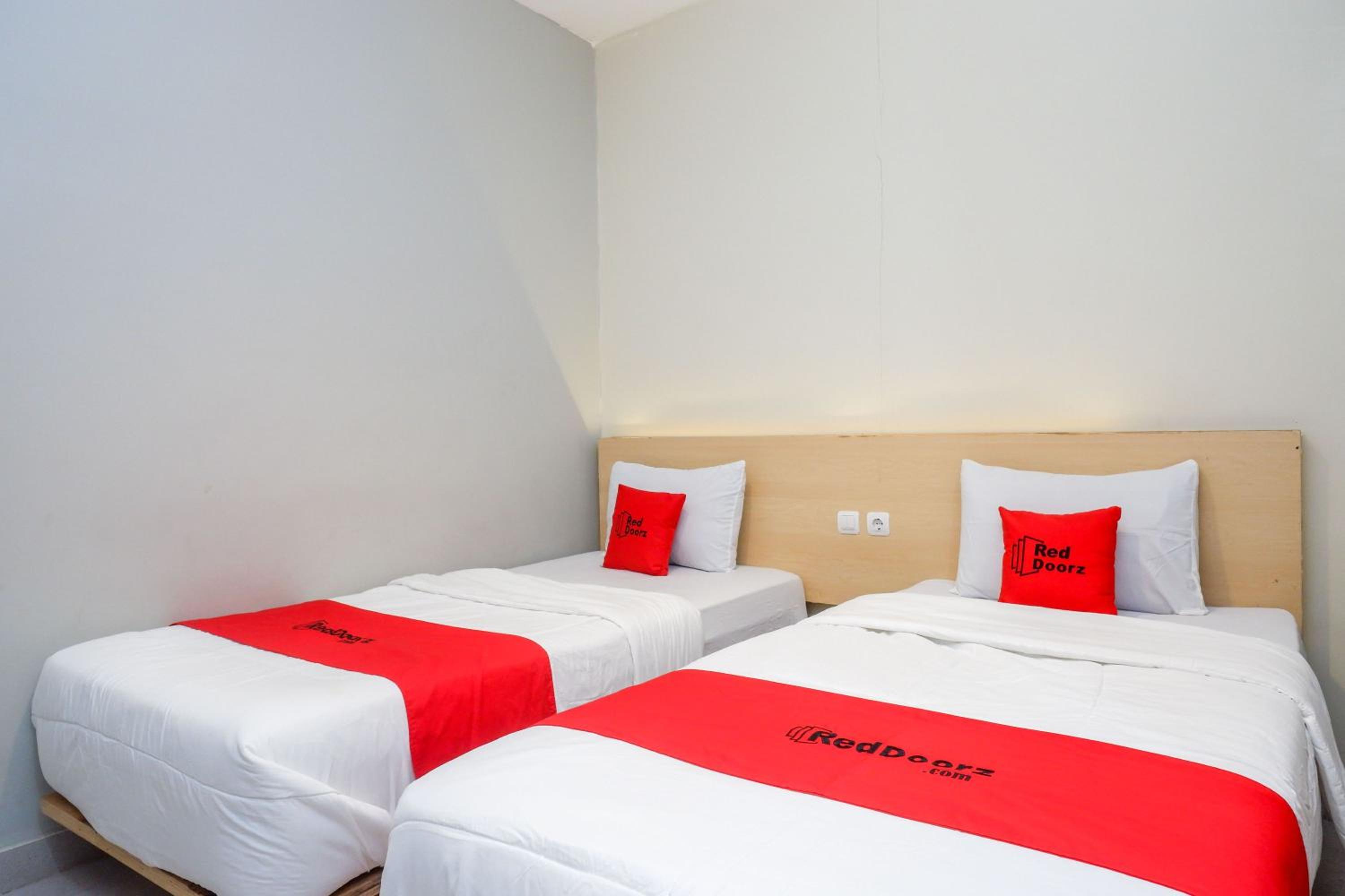 Standard Twin Room photo 3