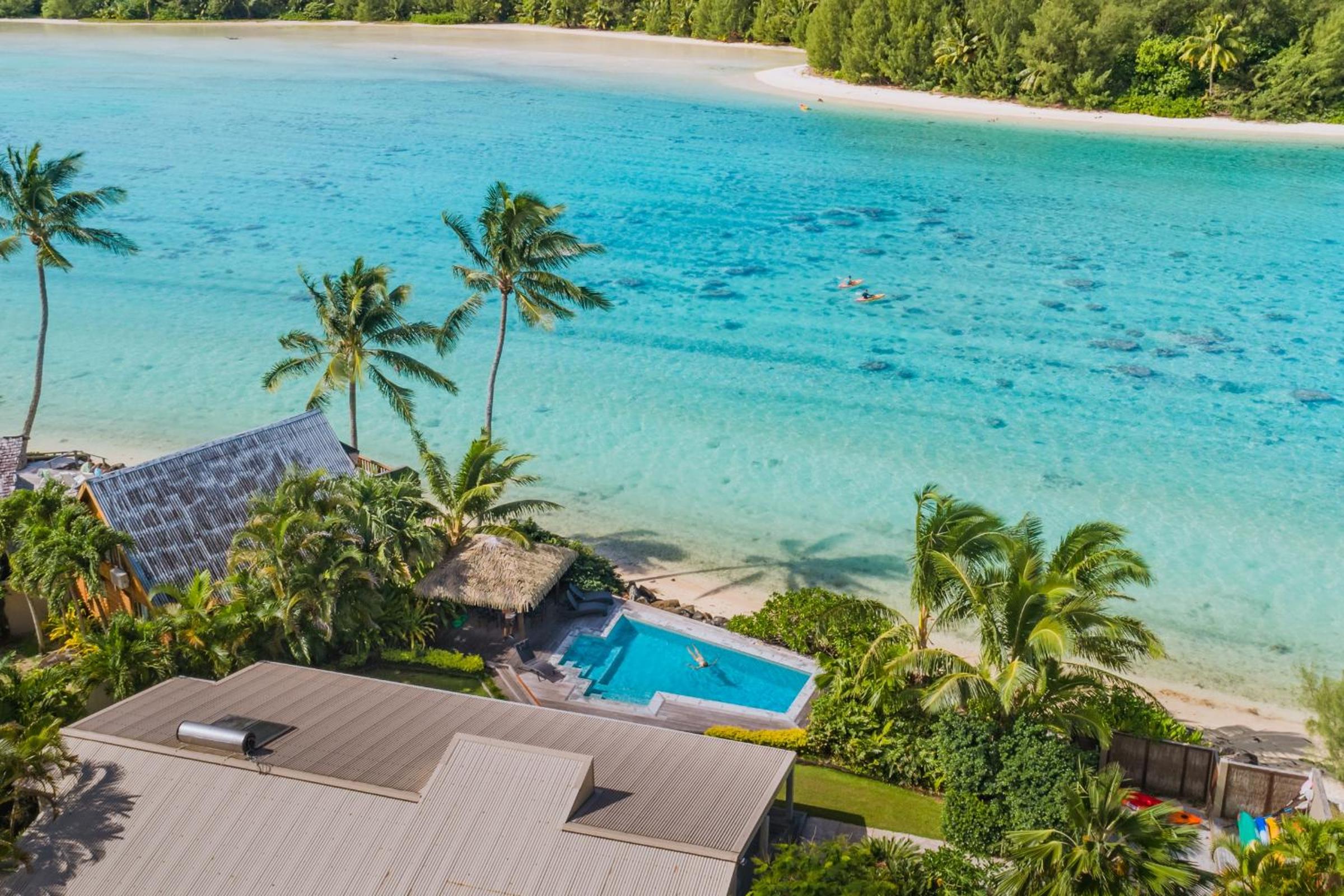 Beachfront Three-Bedroom Villa with Private Pool photo 3