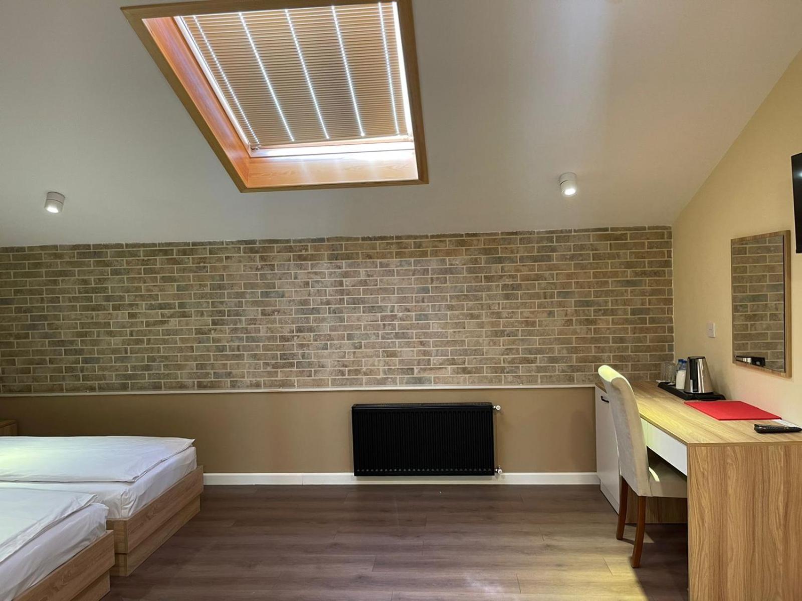 Superior Twin Room photo 3