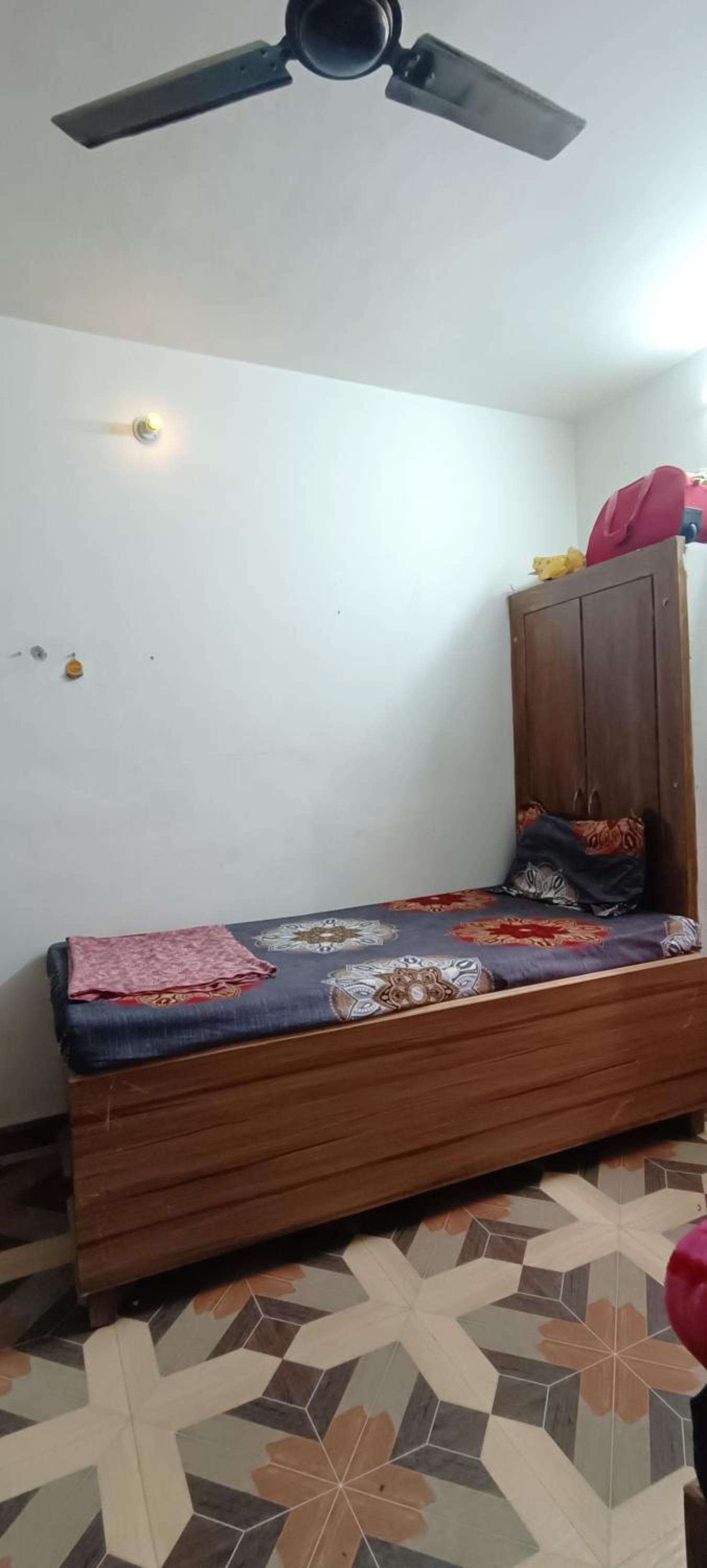 Single Bed in Female Dormitory Room photo 3