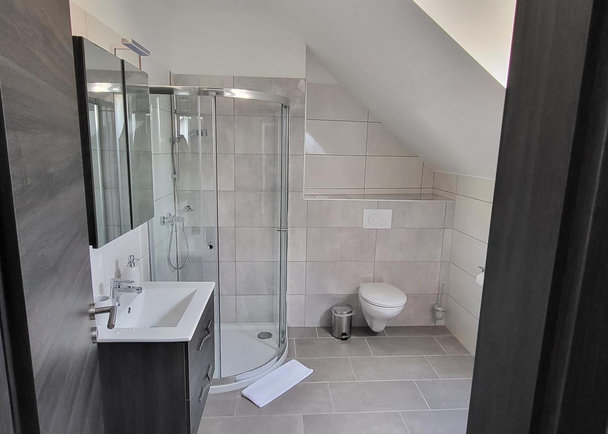 Studio Apartment photo 2