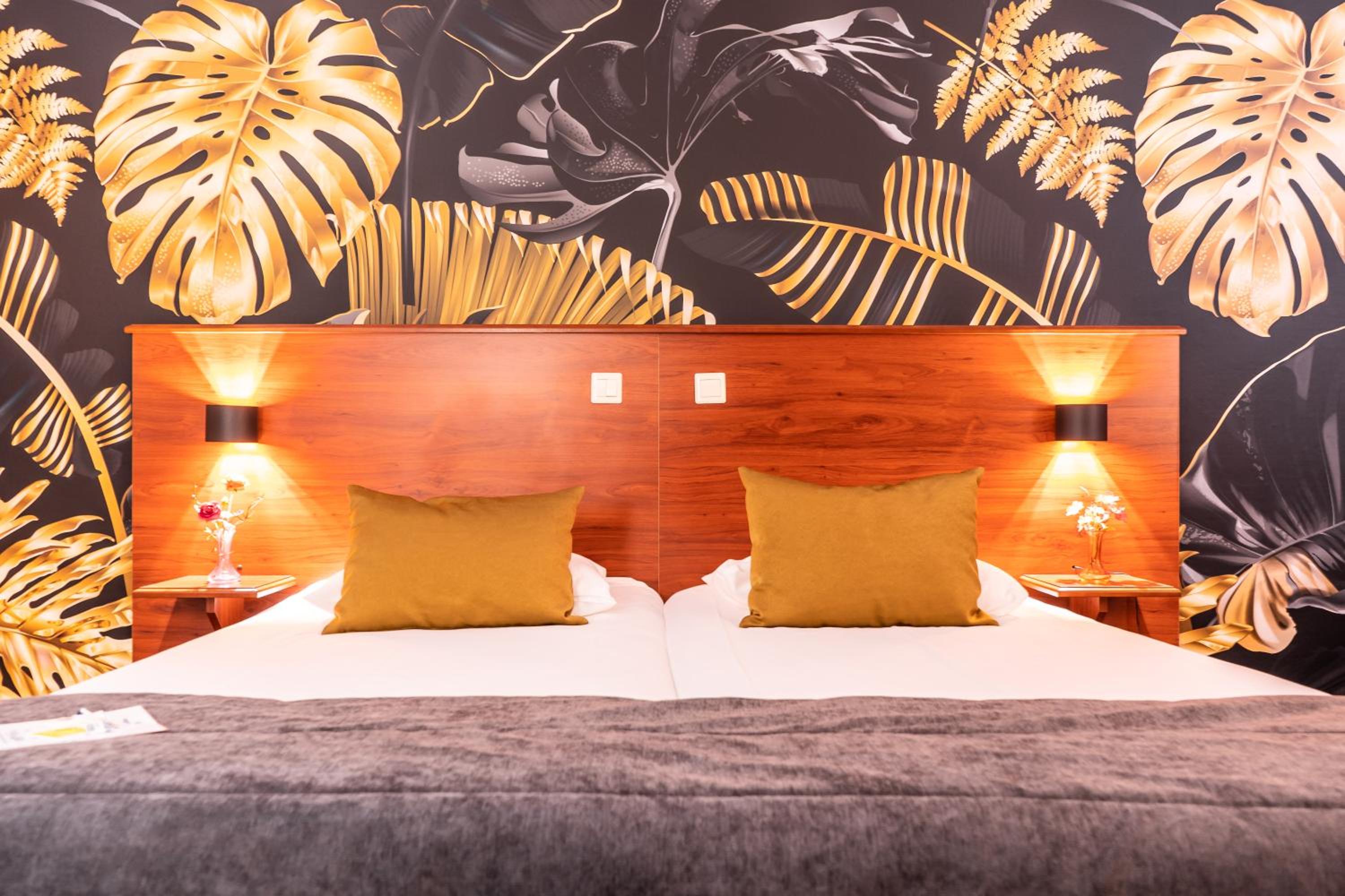 Standard Twin Room photo 2