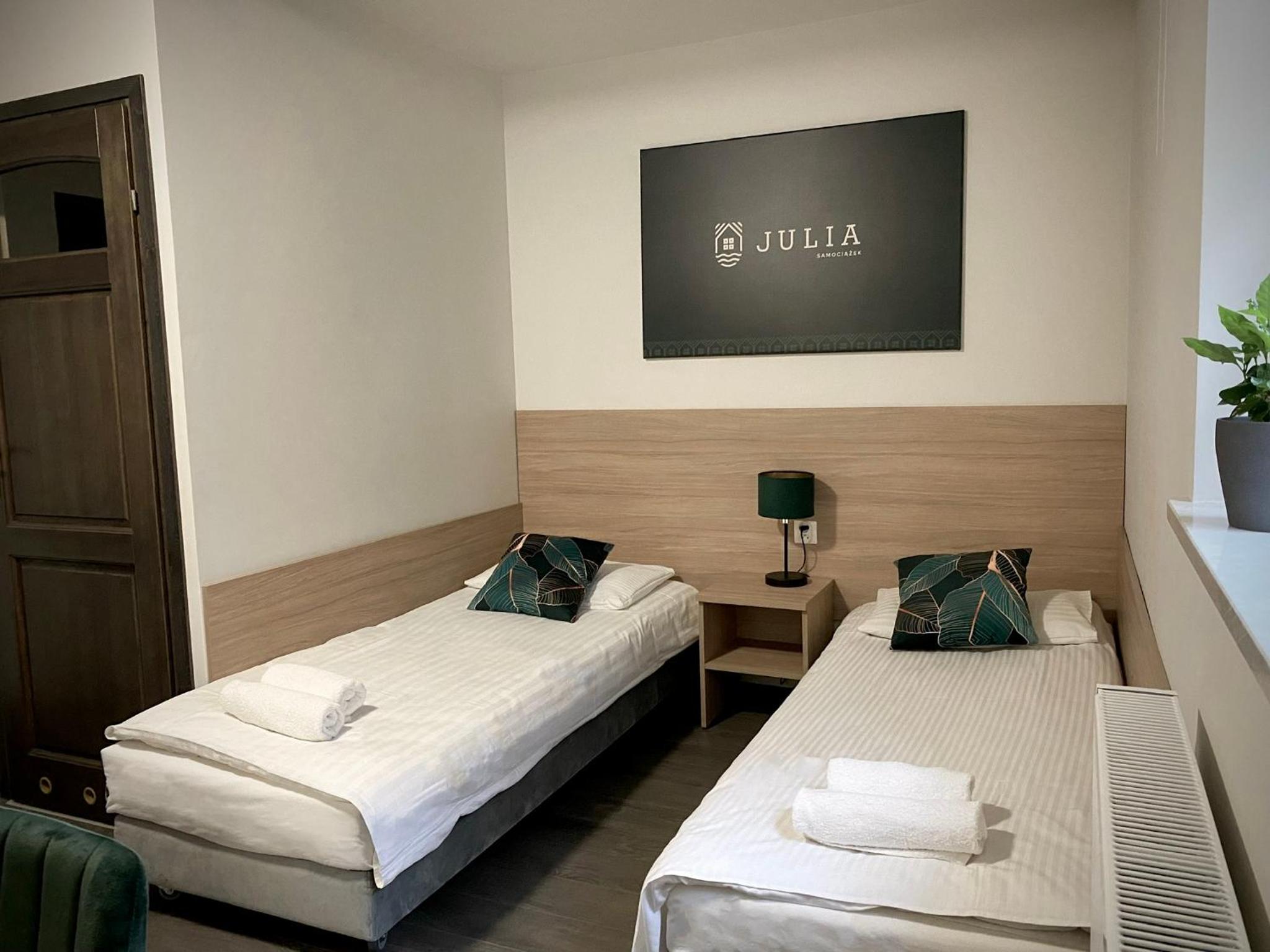 Double Room with Private Bathroom - Photo 1
