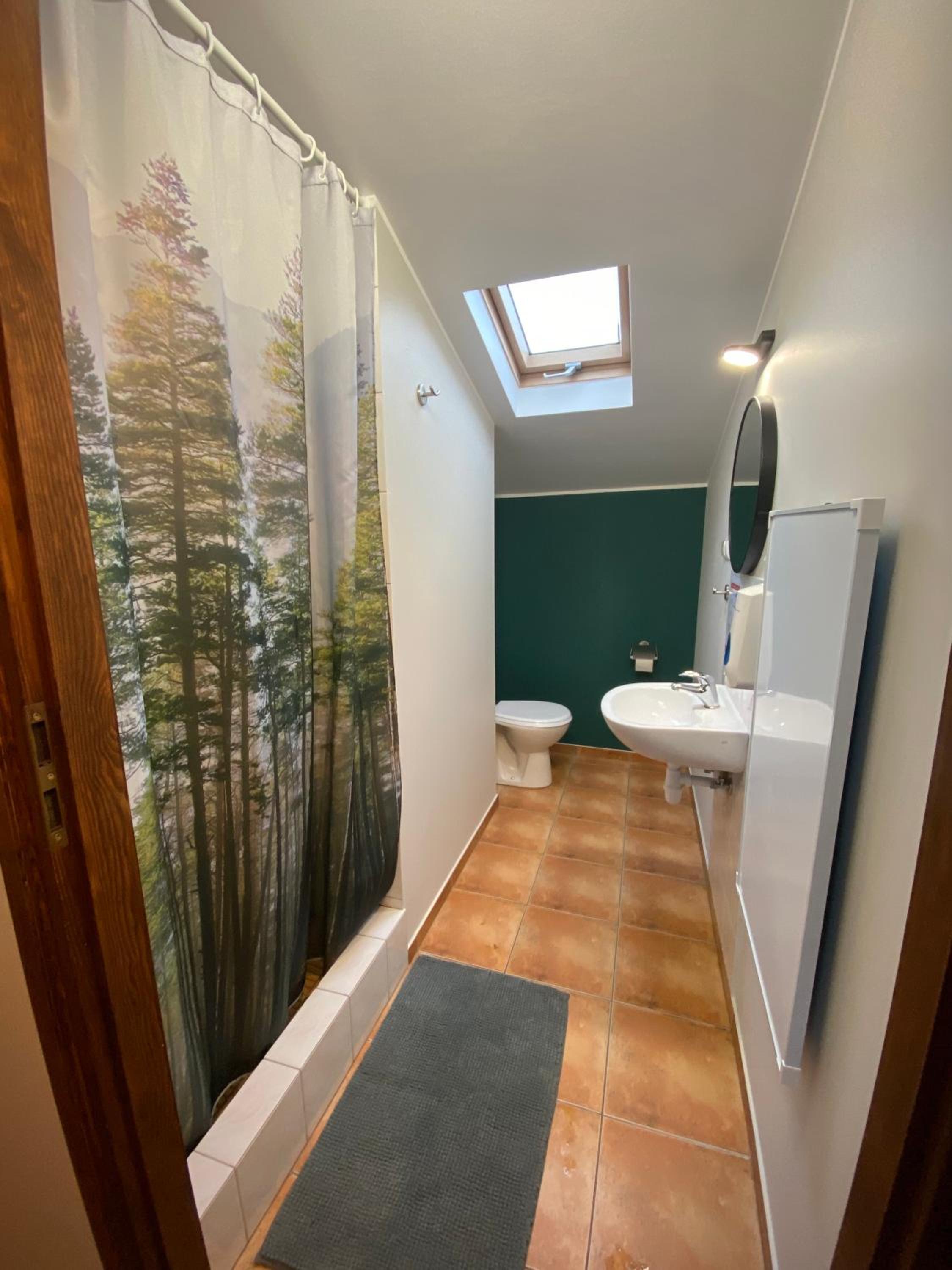 Small Double Room - Photo 2