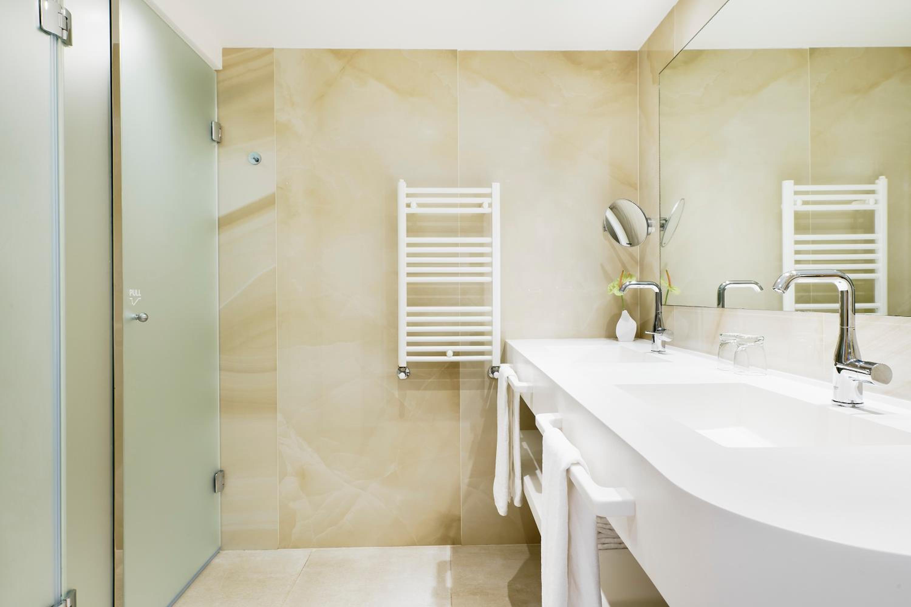 Double Pool View Premium Terrace