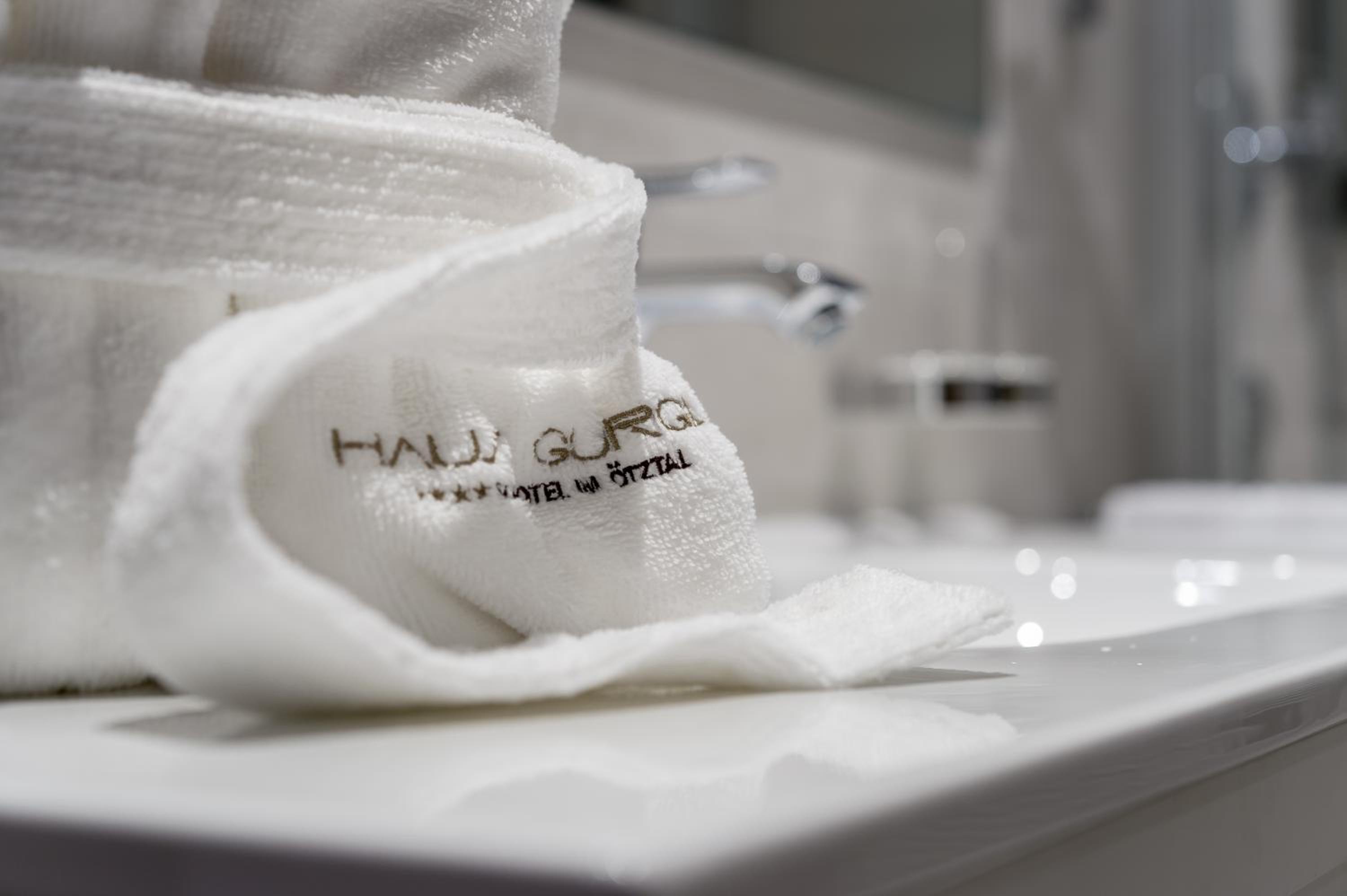Deluxe Double Room with Bath photo 2
