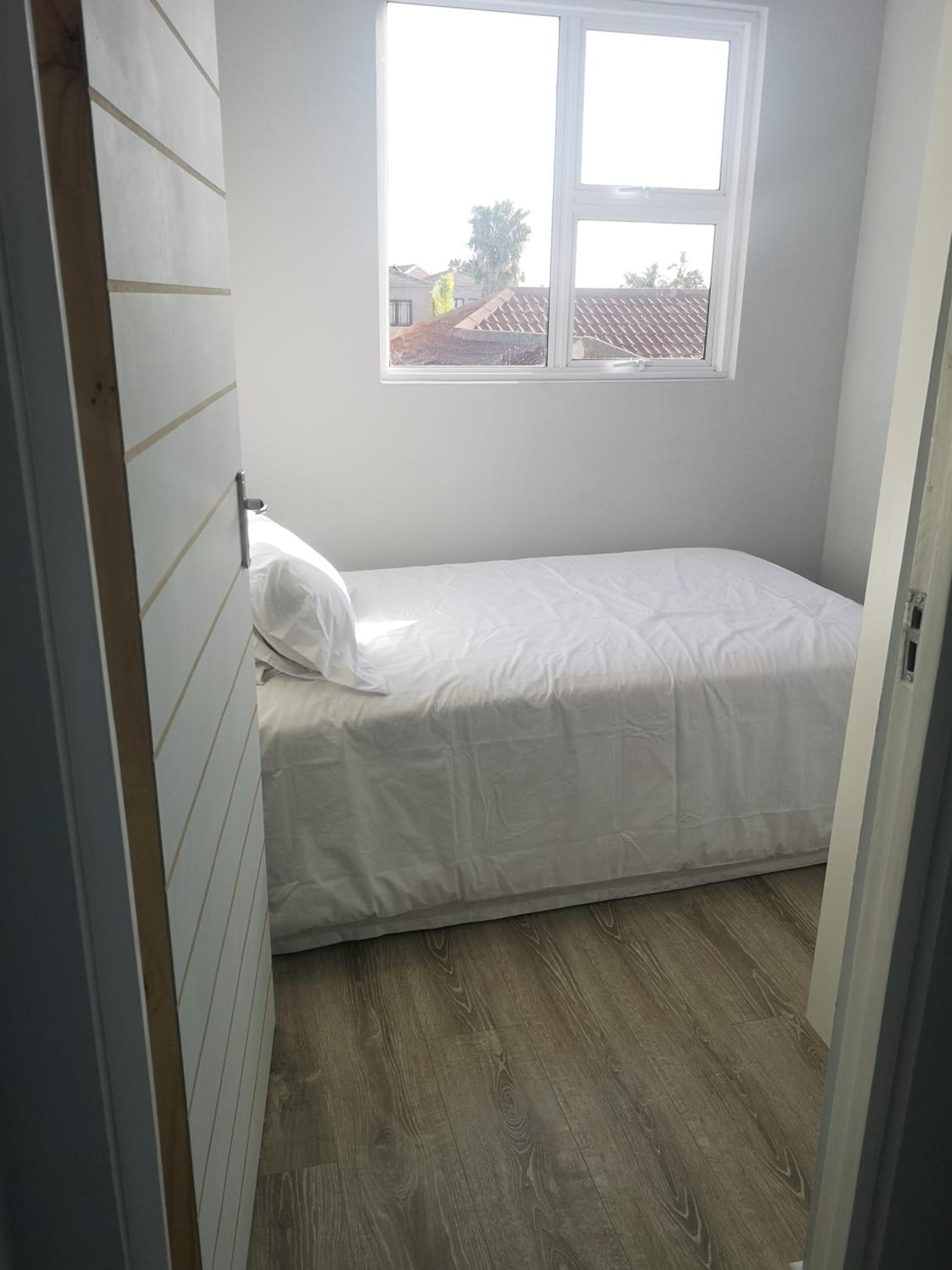 Two-Bedroom Apartment - Photo 9