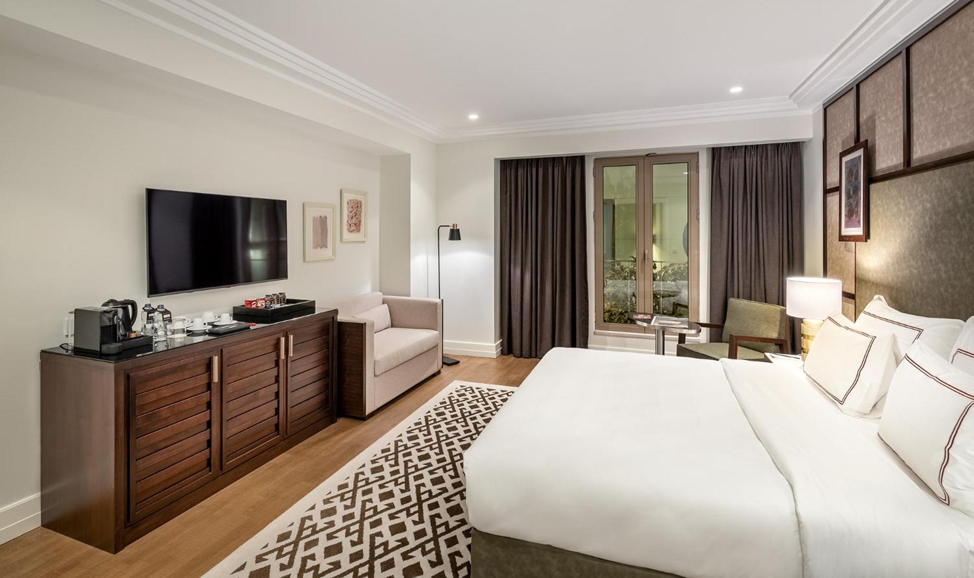 Atrium King Room