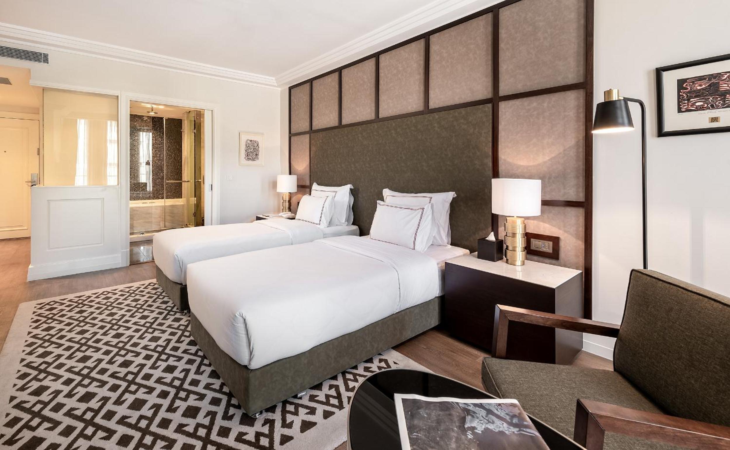 Deluxe Twin Room