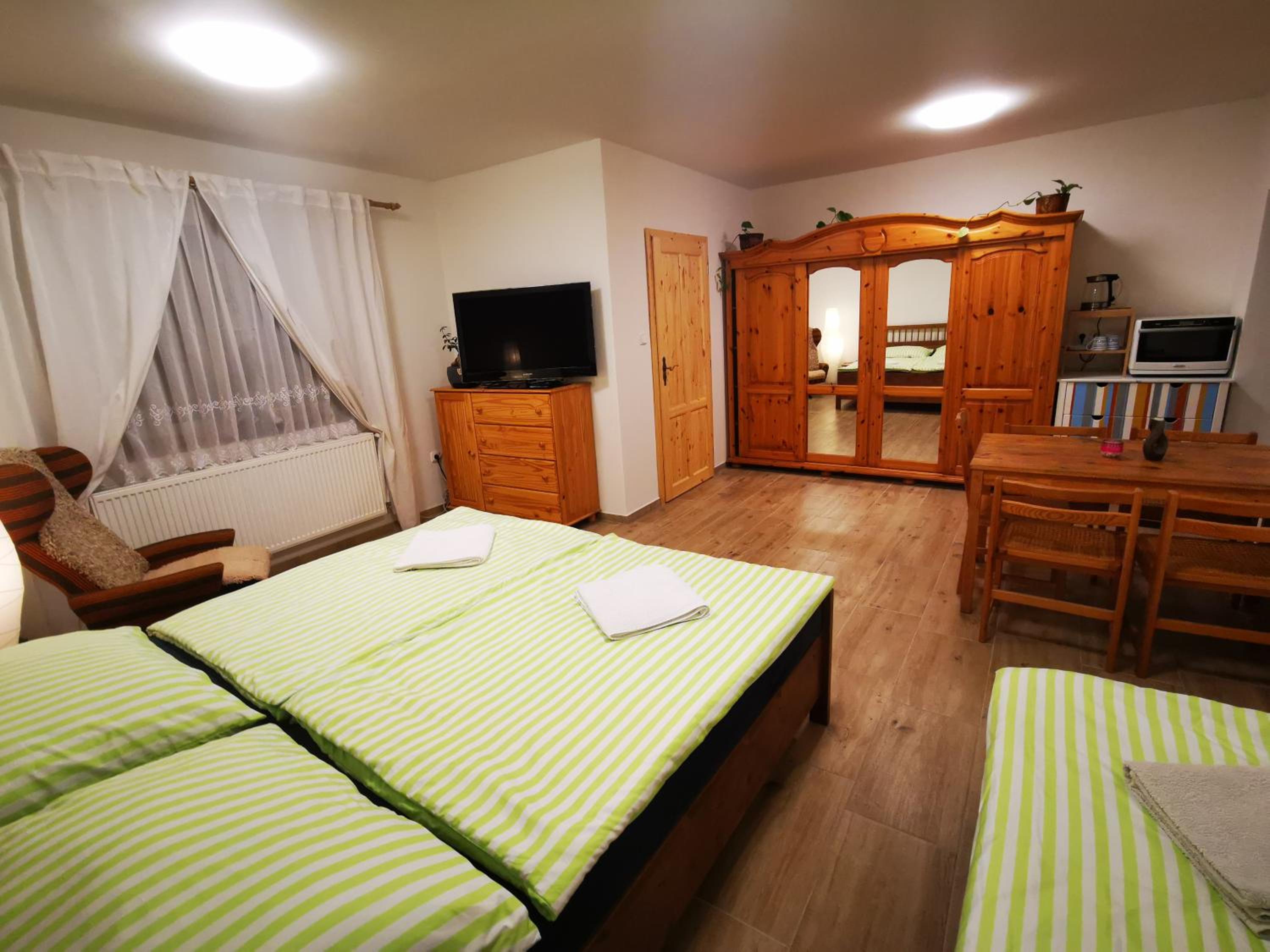 Two-Bedroom Apartment - Photo 6