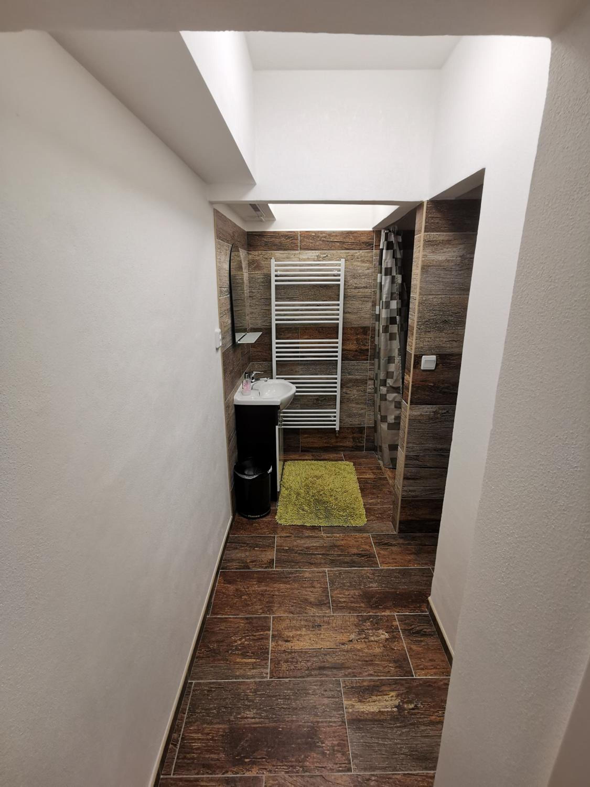 Two-Bedroom Apartment - Photo 3
