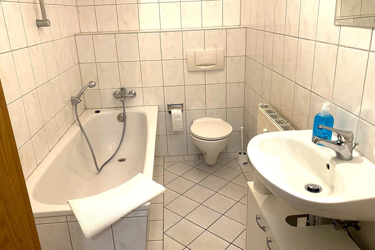 Apartment photo 3