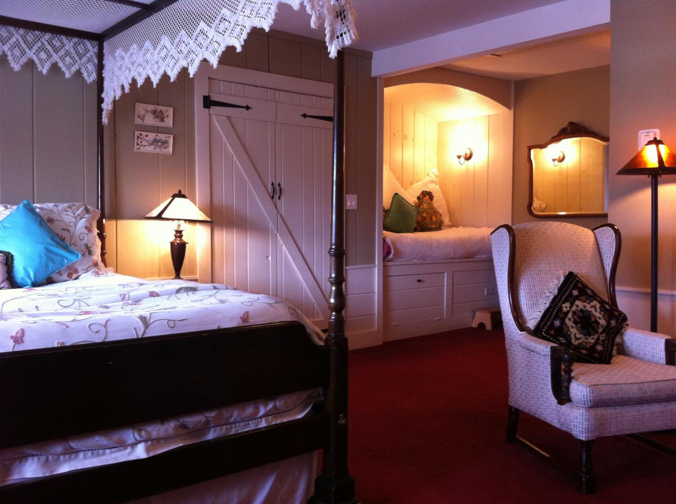 Junior Suite with Mountain View photo 3