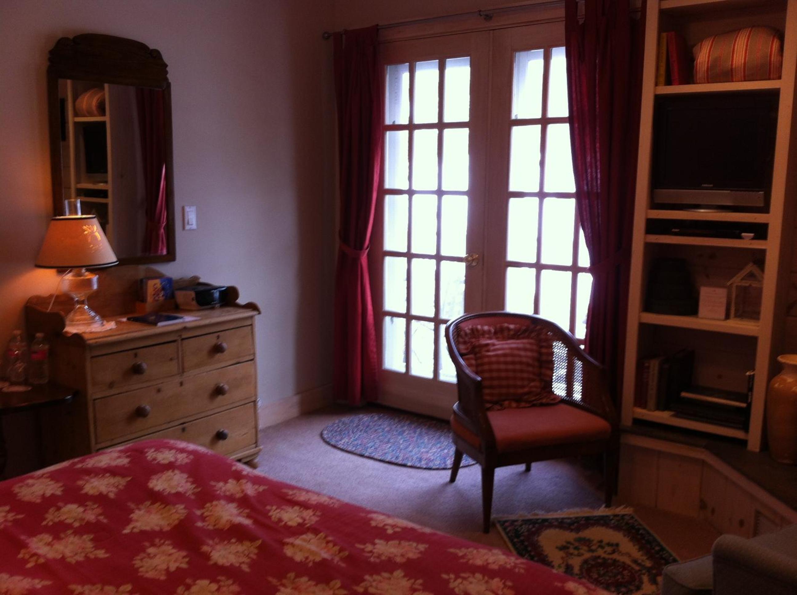 Queen Room with Spa Bath photo 2