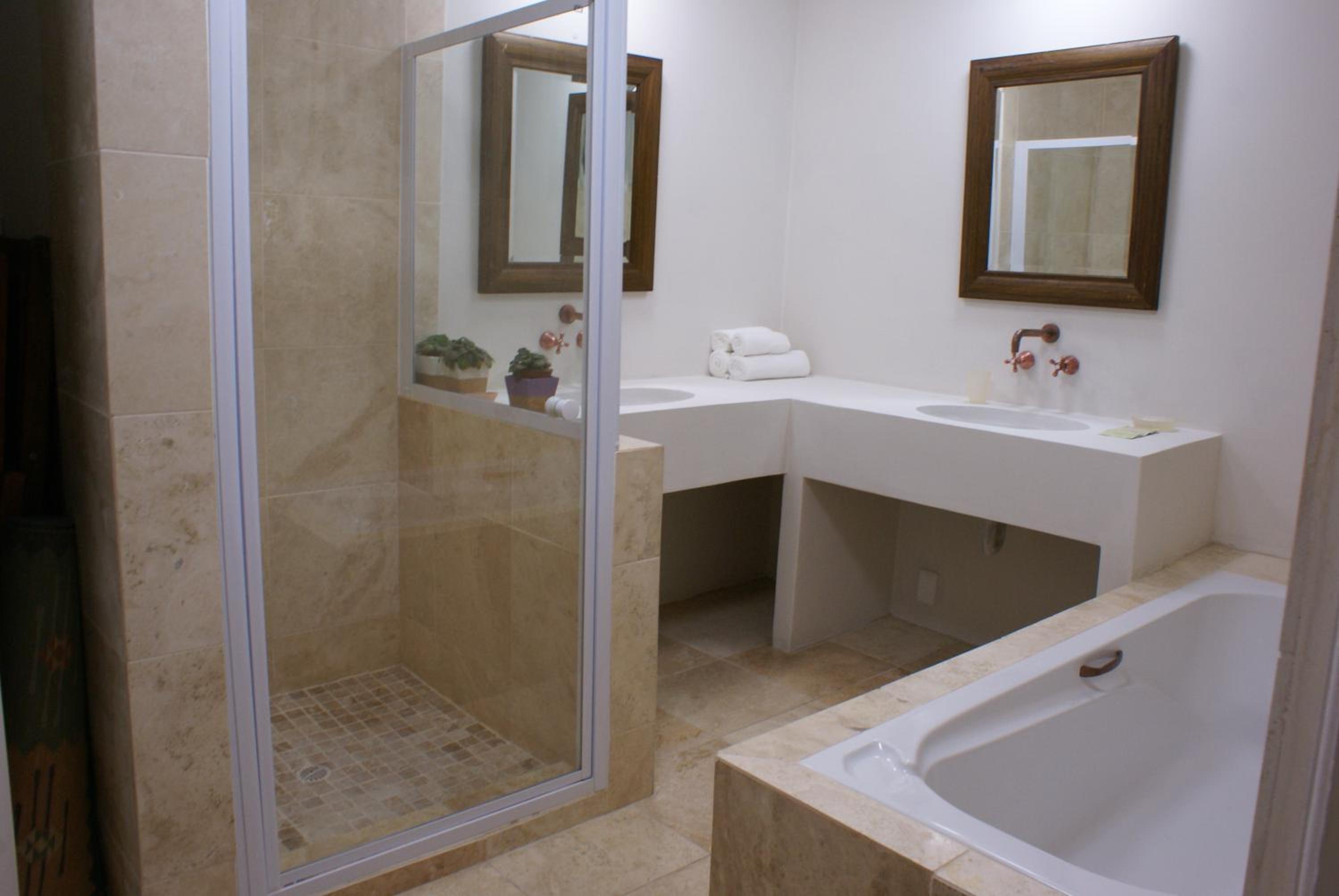 Double Room with Balcony and Sea View - Oyster photo 3