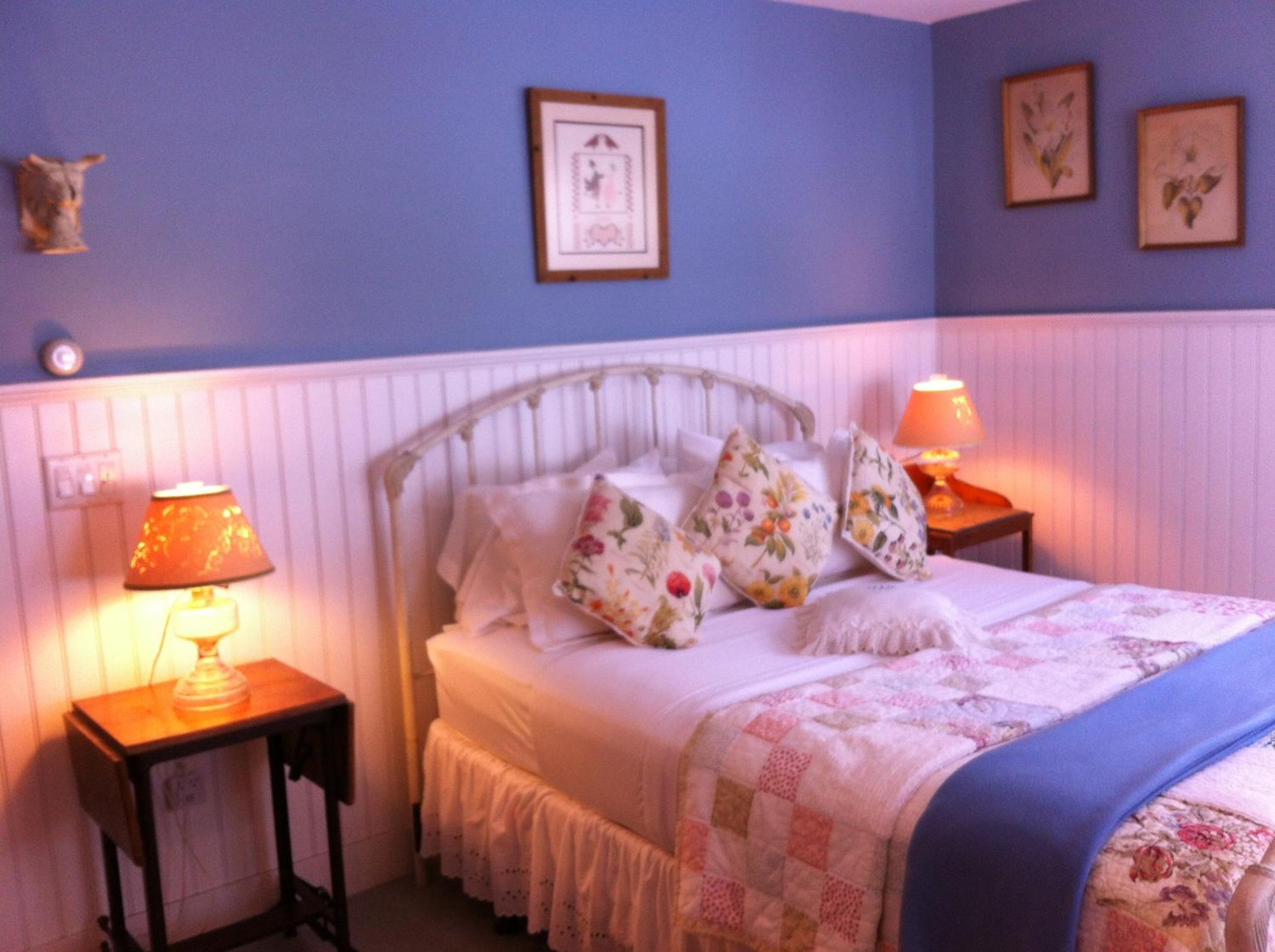 Queen Room with Spa Bath photo 1