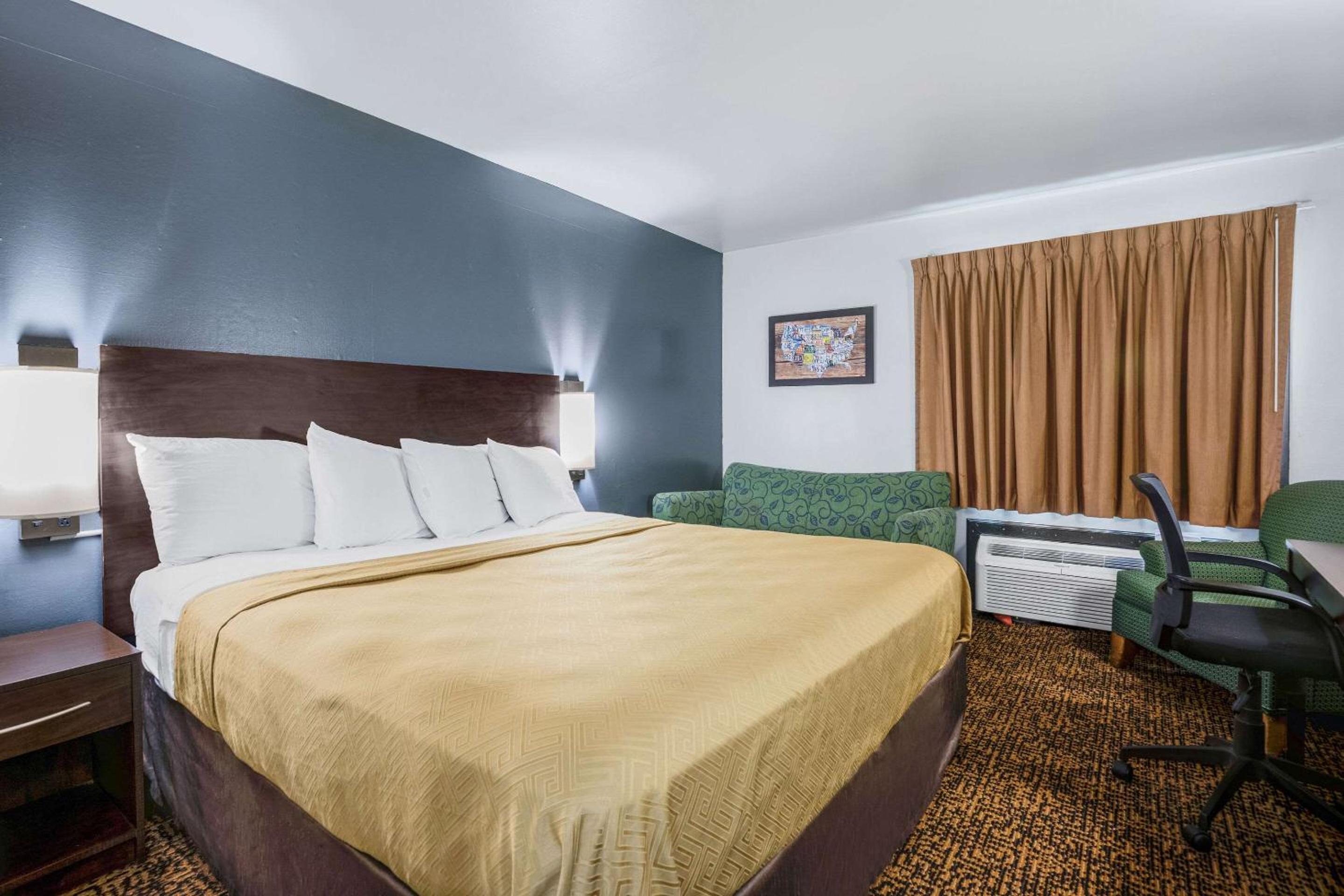 King Room - Photo 1