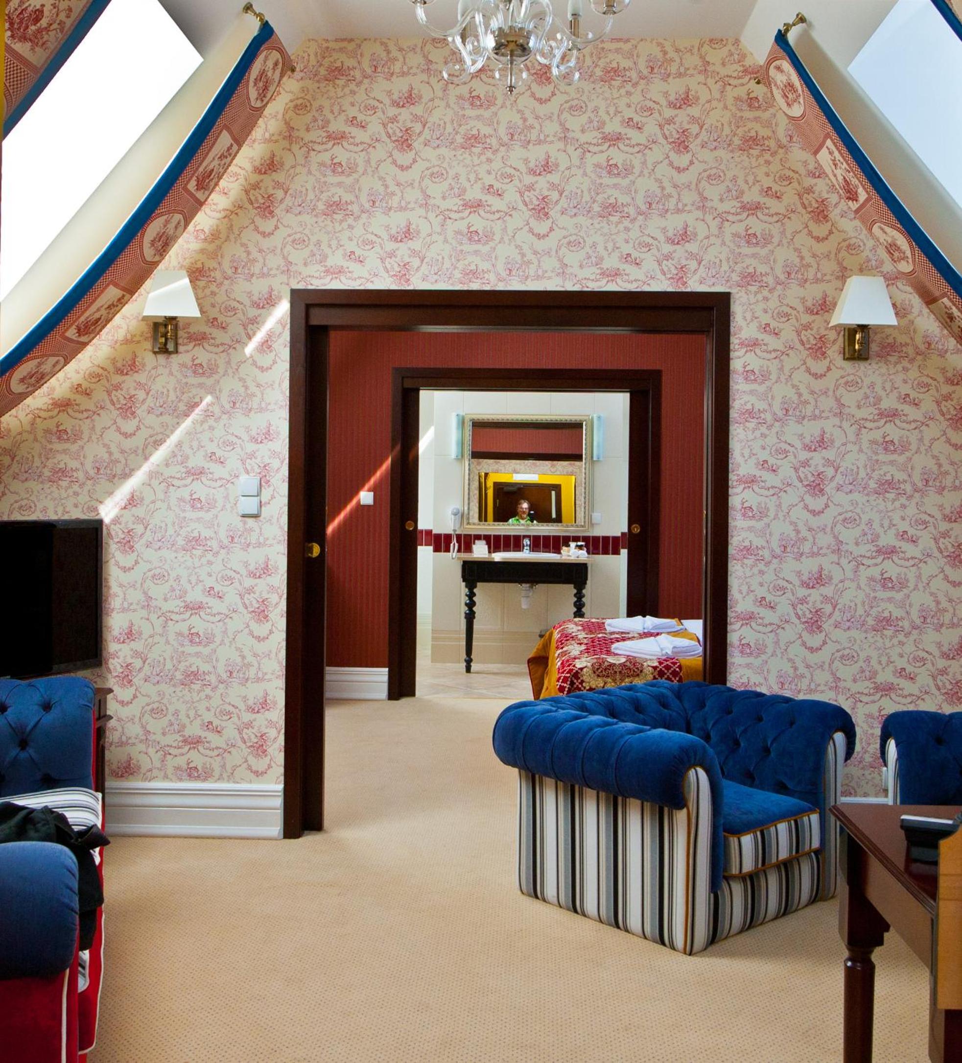 Royal Suite photo 2