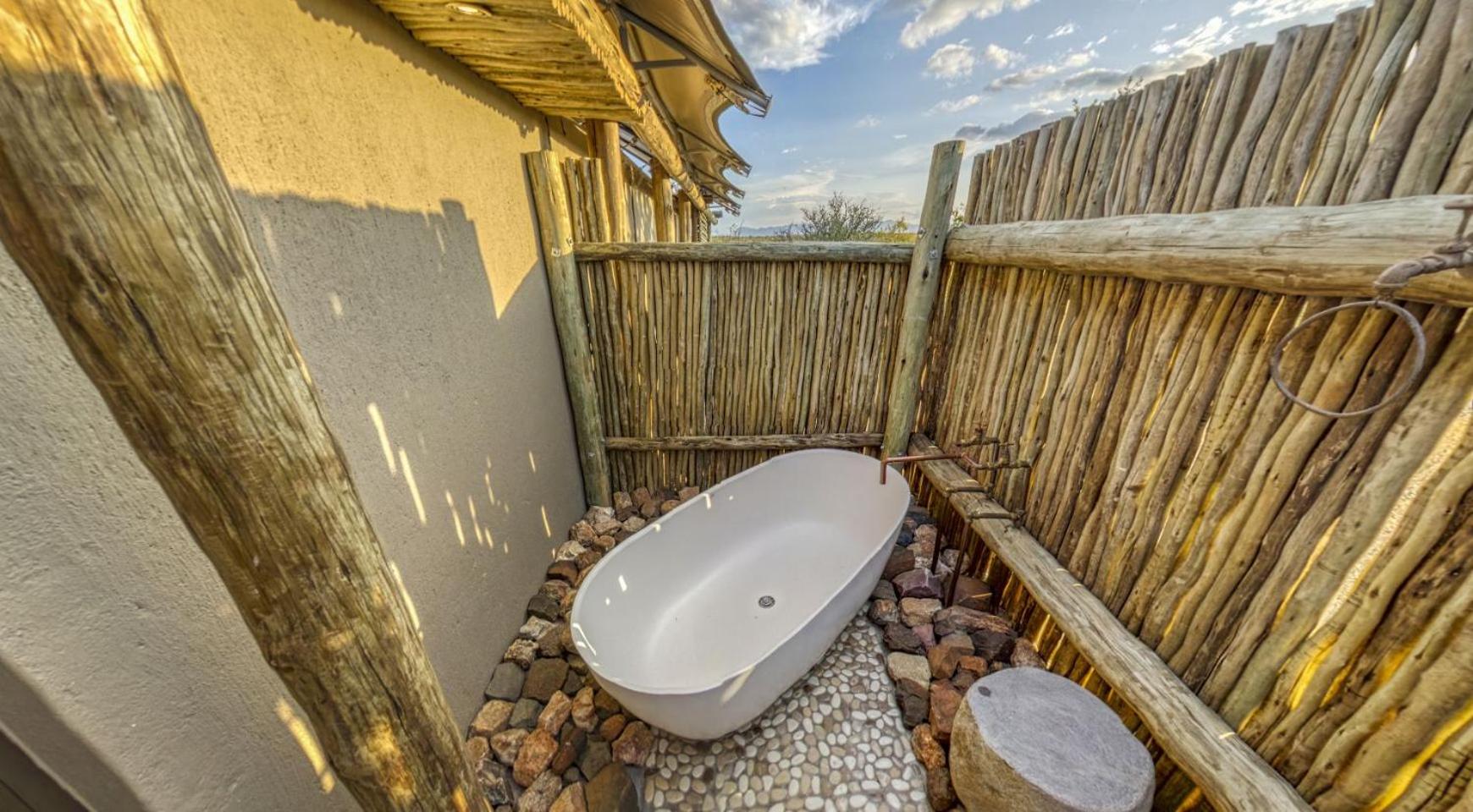 Superior Double or Twin Room with Mountain View photo 3