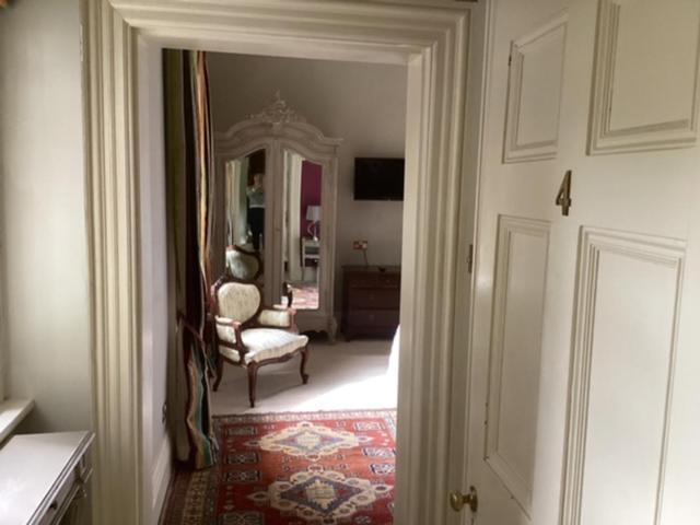 Superior King Room photo 2