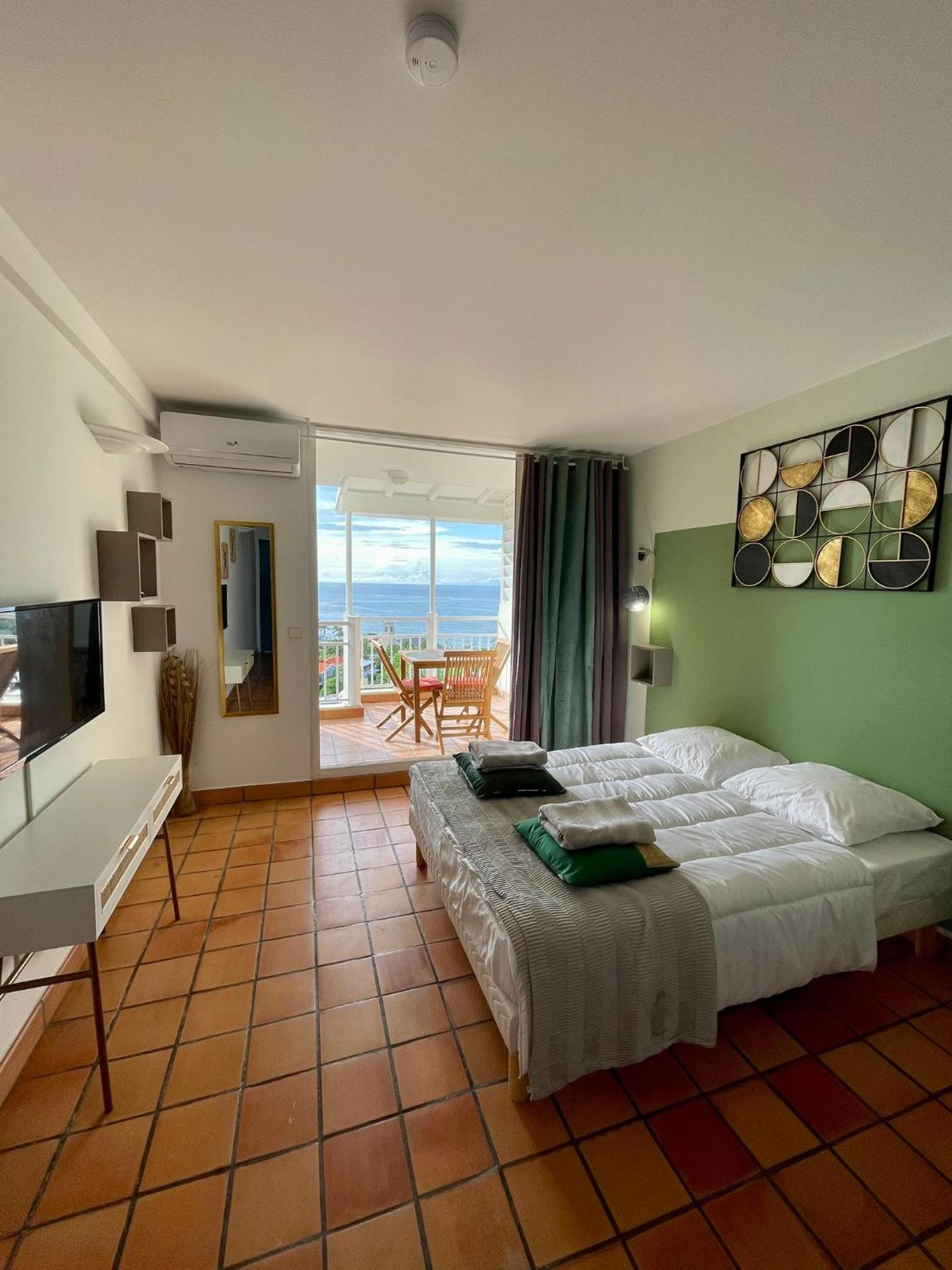 Studio with Sea View photo 1