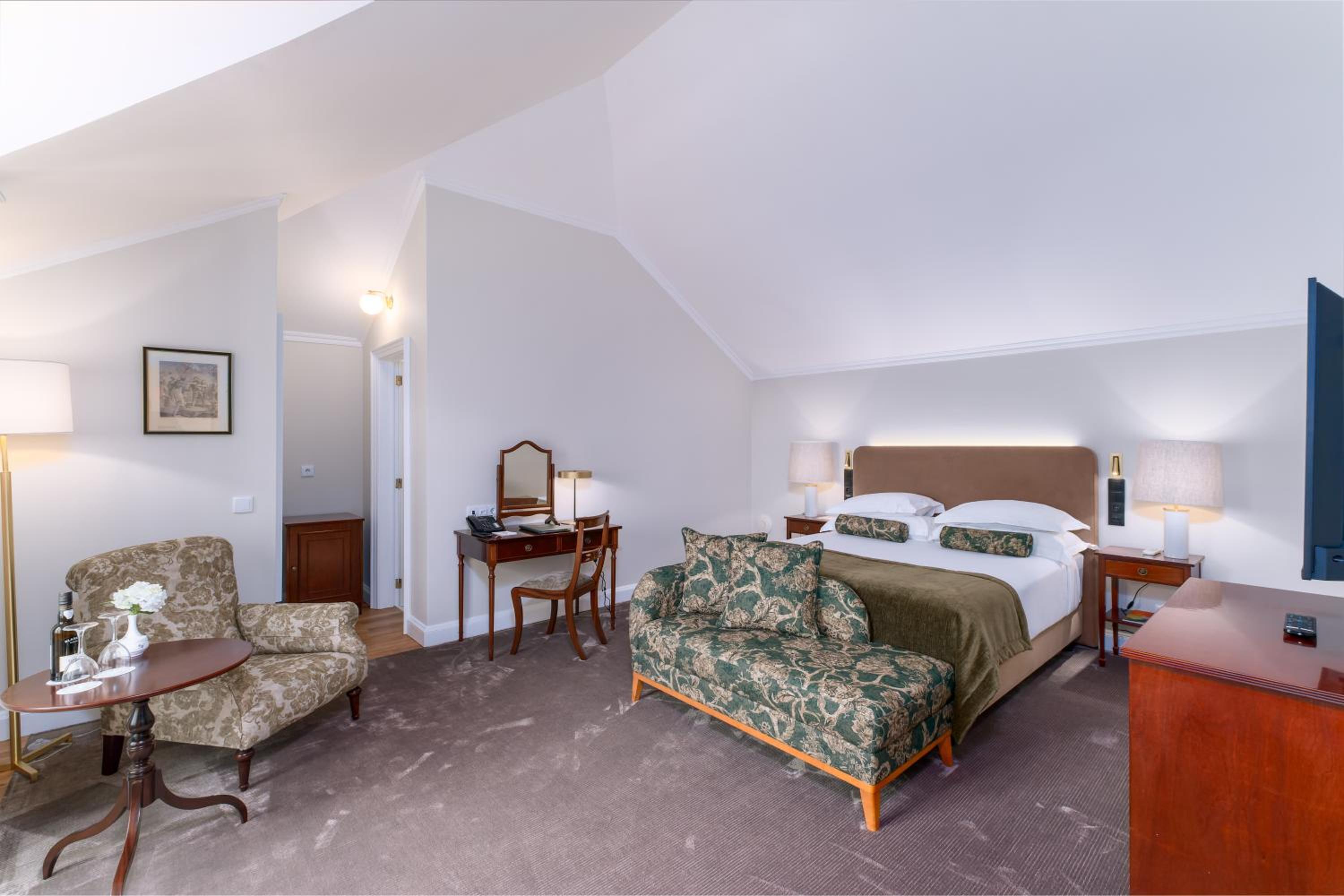 Deluxe Double Room - Main House - Photo 3