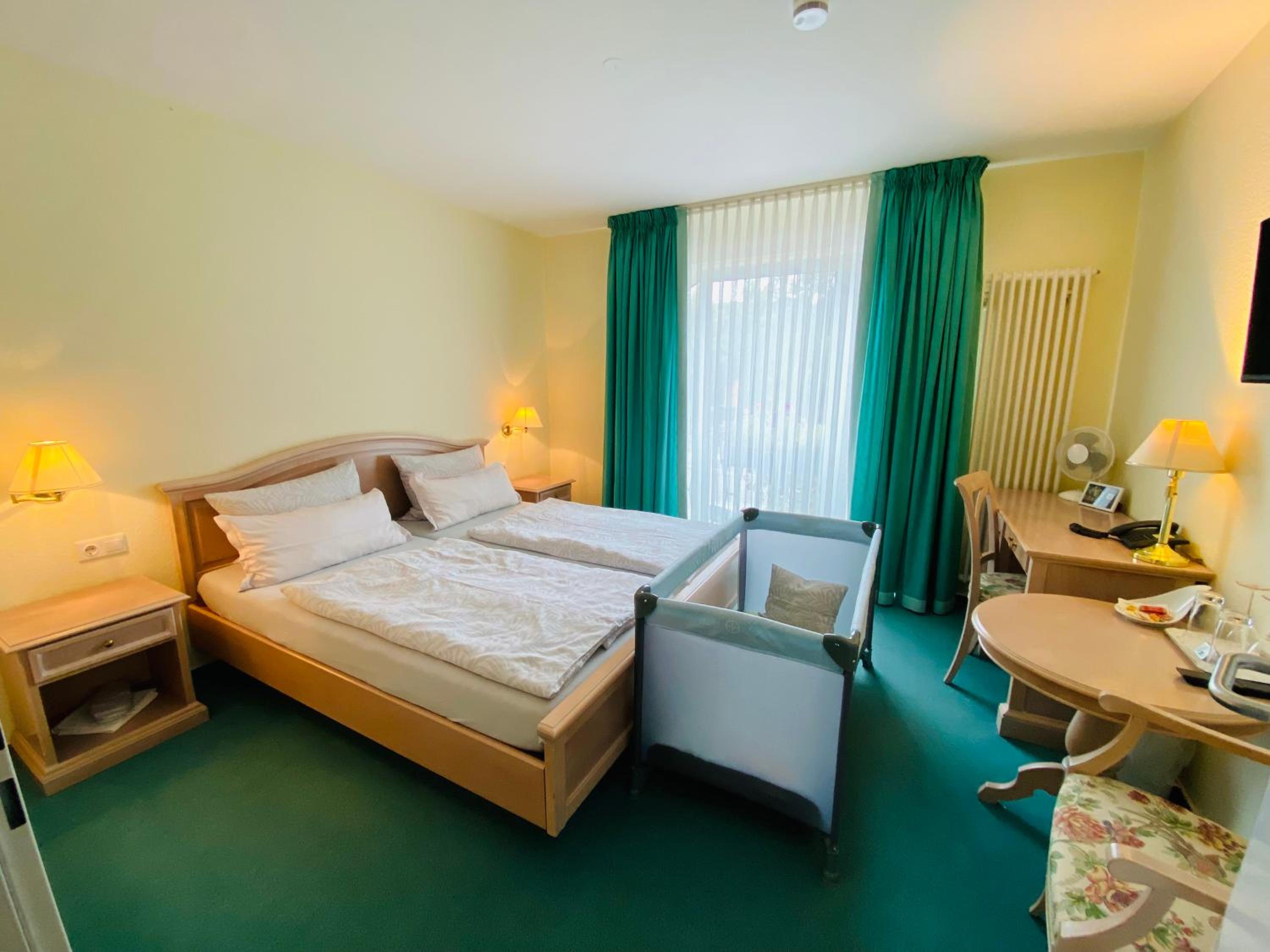 Standard Double Room photo 3