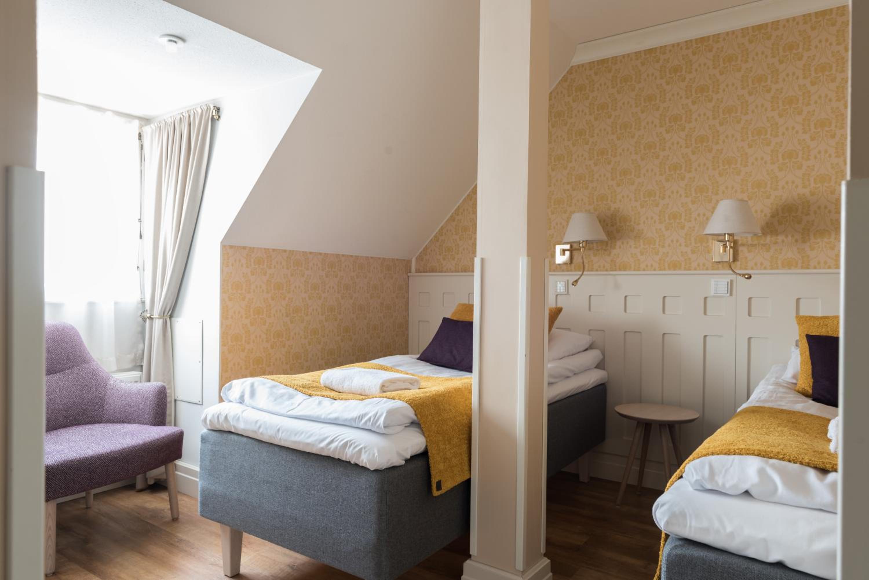 Deluxe Twin Room - Photo 1