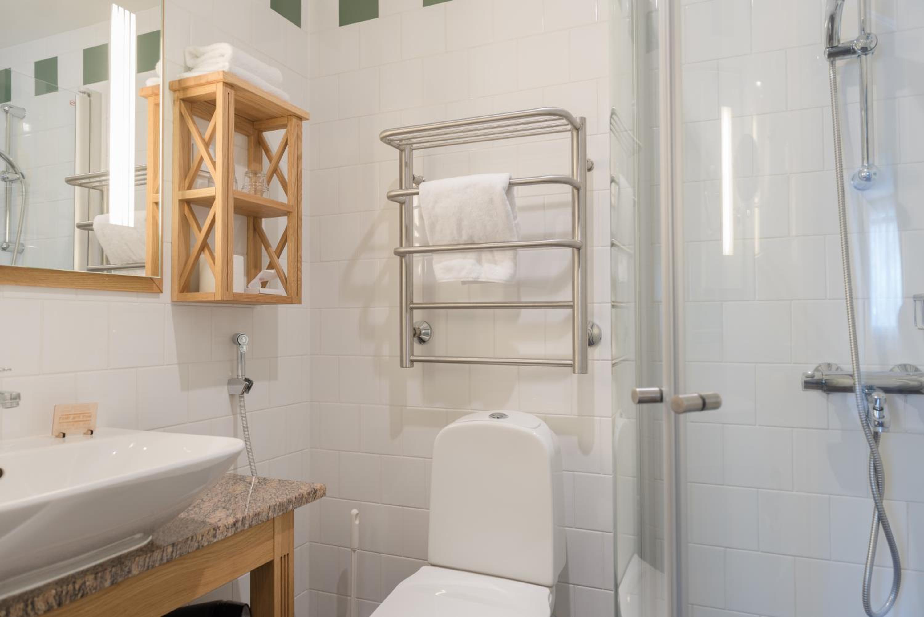 Deluxe Twin Room - Photo 3