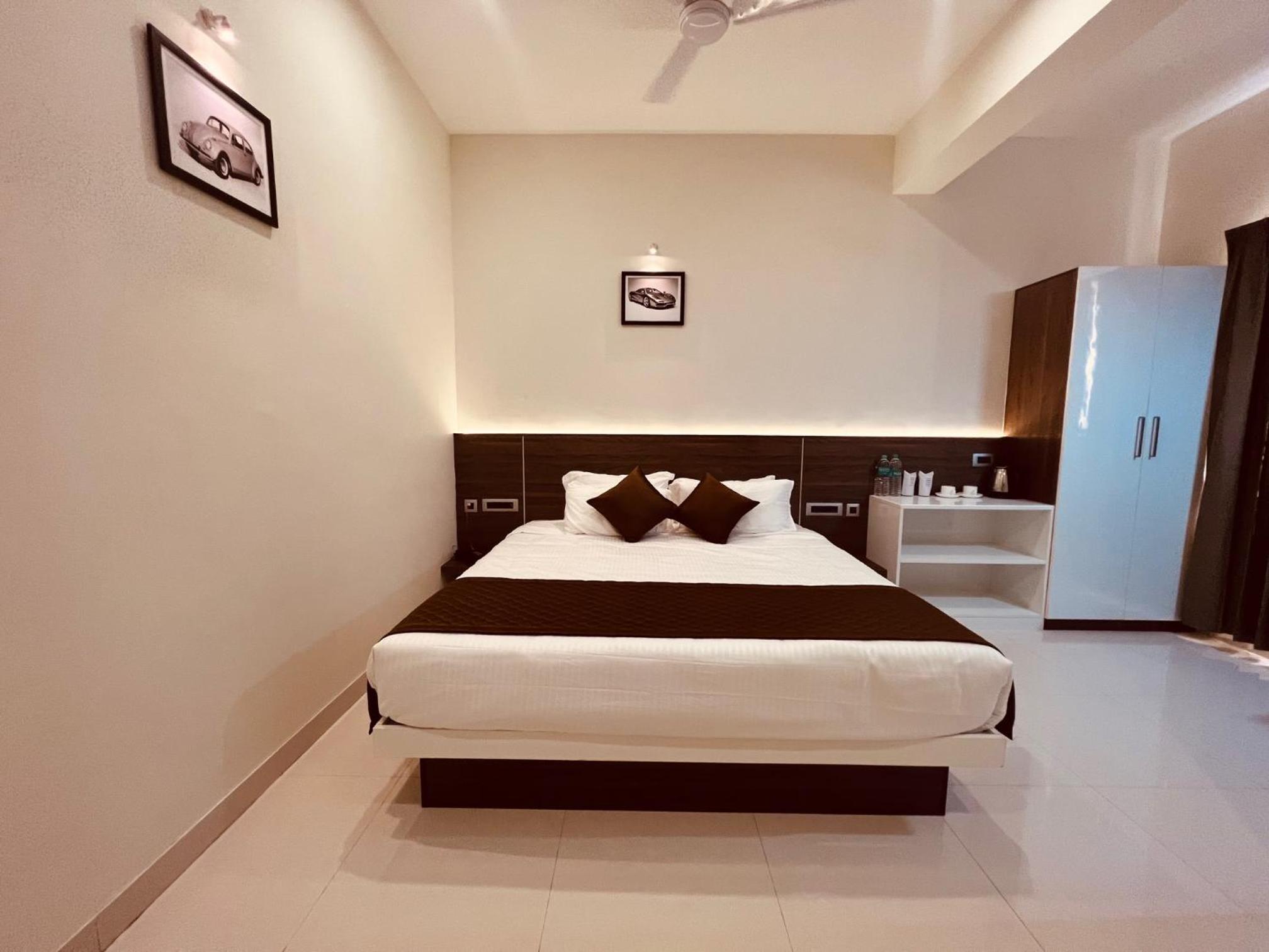 Superior Double or Twin Room - Photo 4