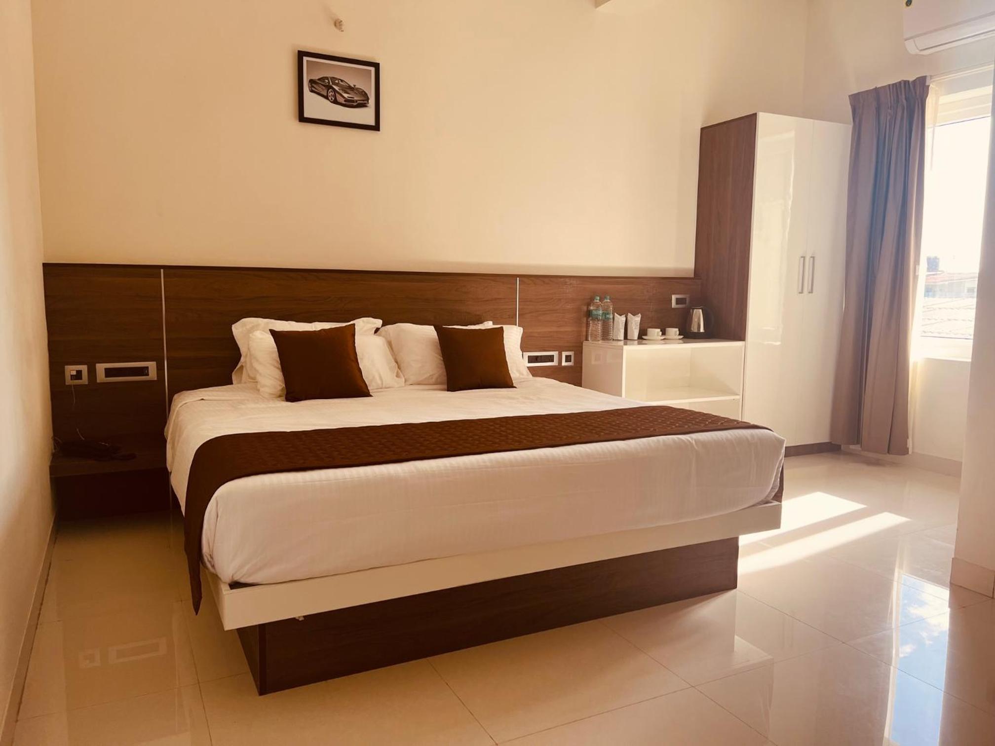 Deluxe Double Room - Photo 1