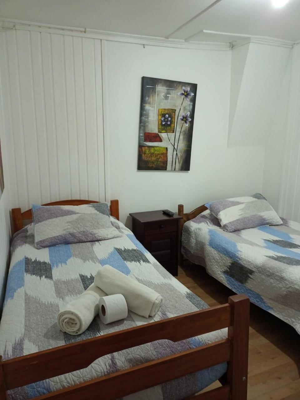 Economy Twin Room photo 1