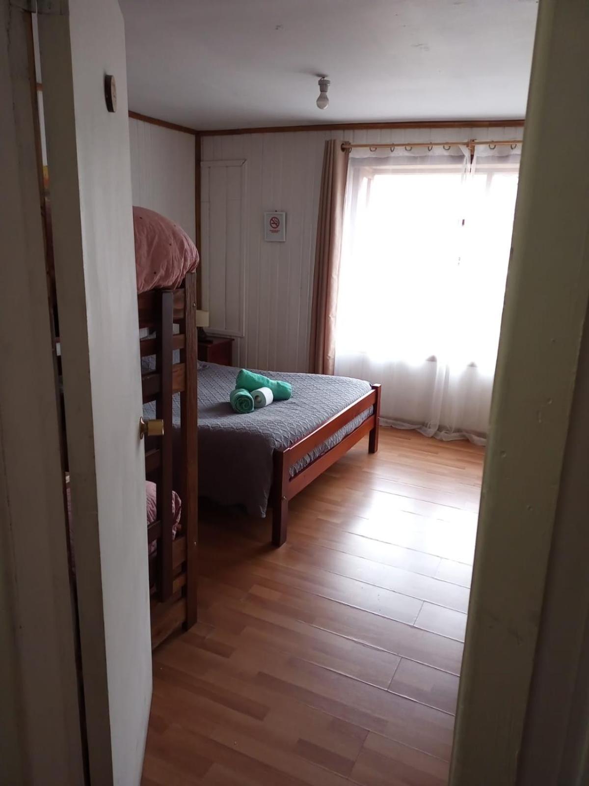 Economy Quadruple Room with Shared Bathroom photo 2