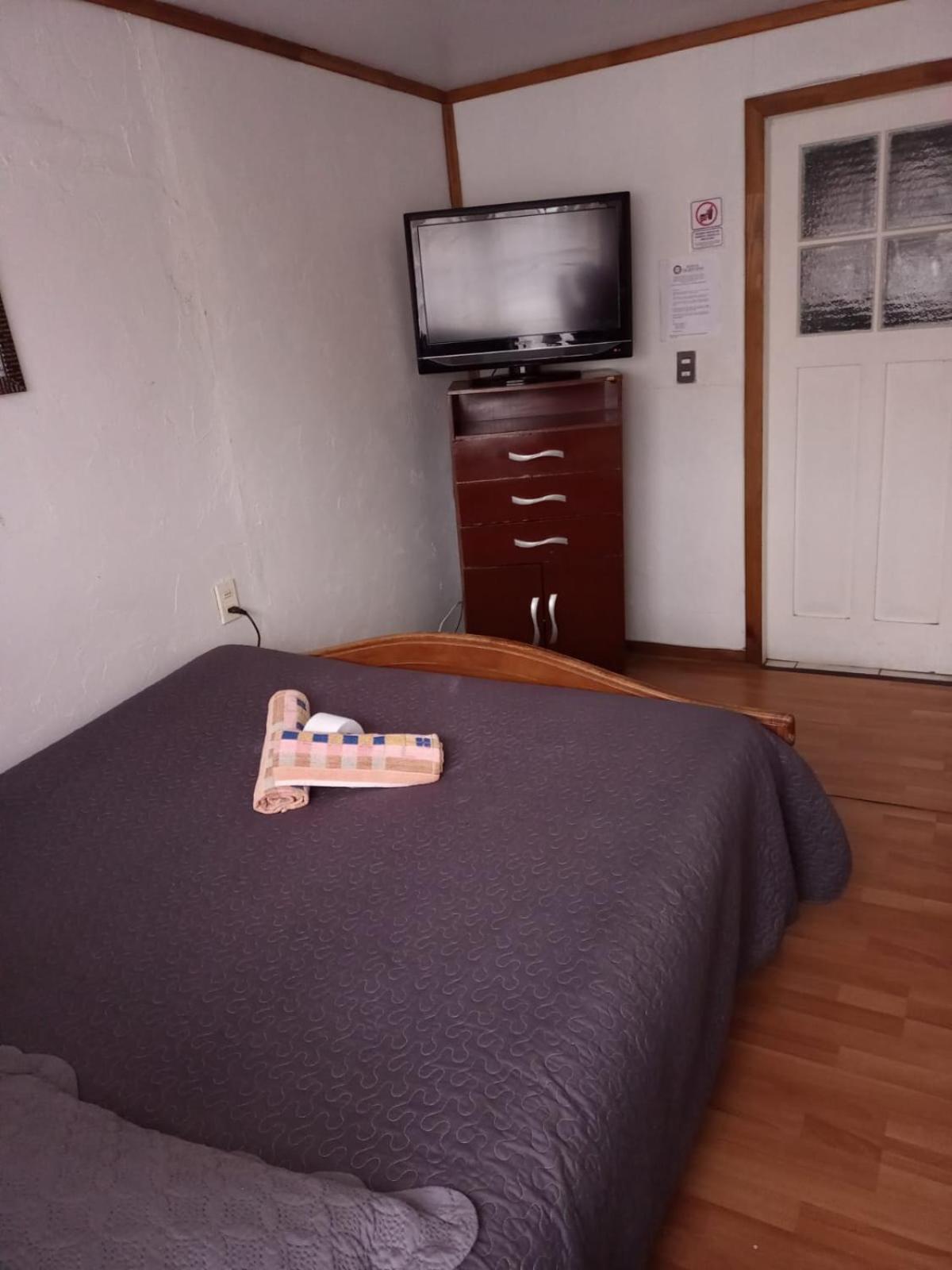 Economy Double Room photo 3