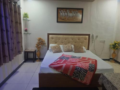 Deluxe Double Room (2 Adults + 1 Child) - Photo 16