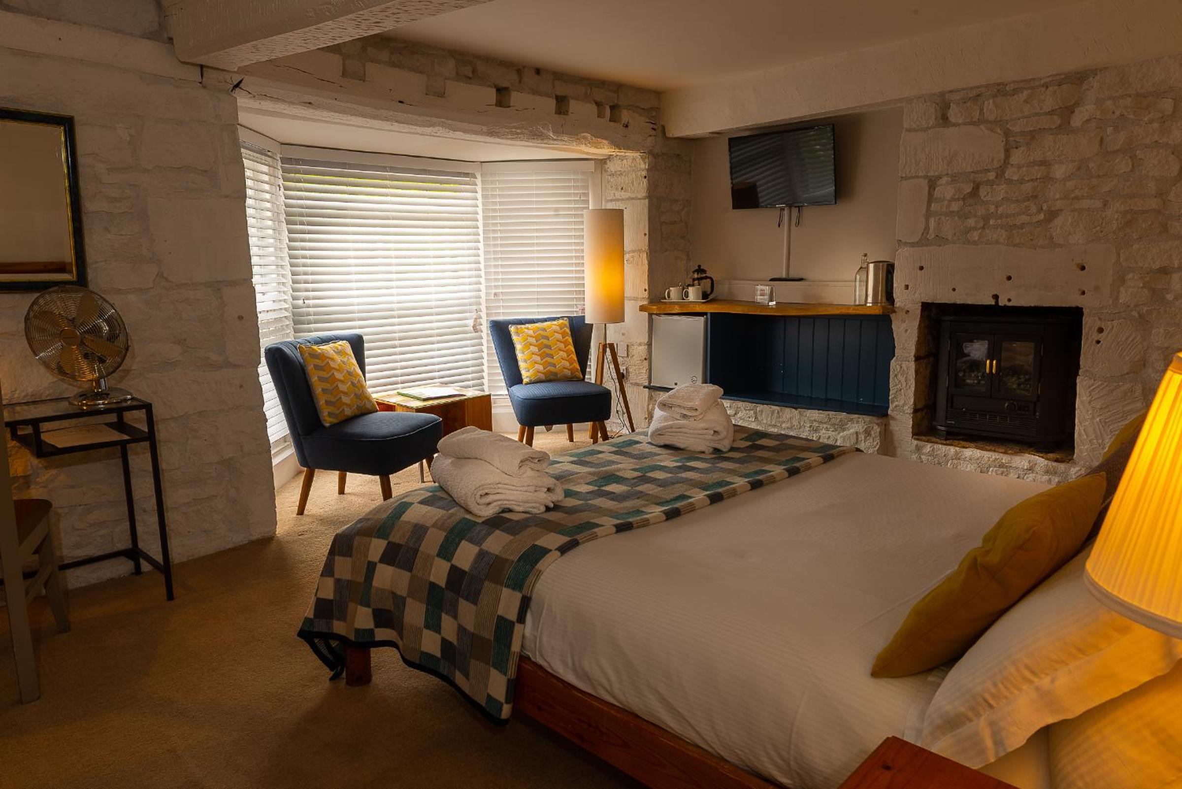 Double Room with Private Bathroom photo 2