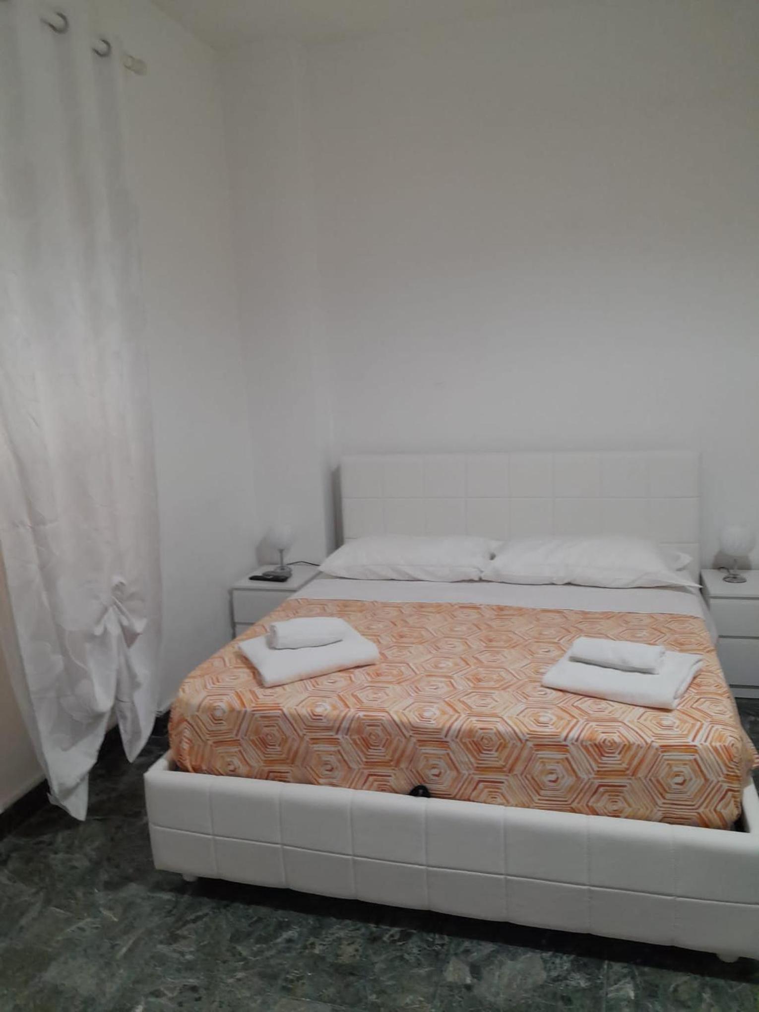Deluxe Room - Photo 8