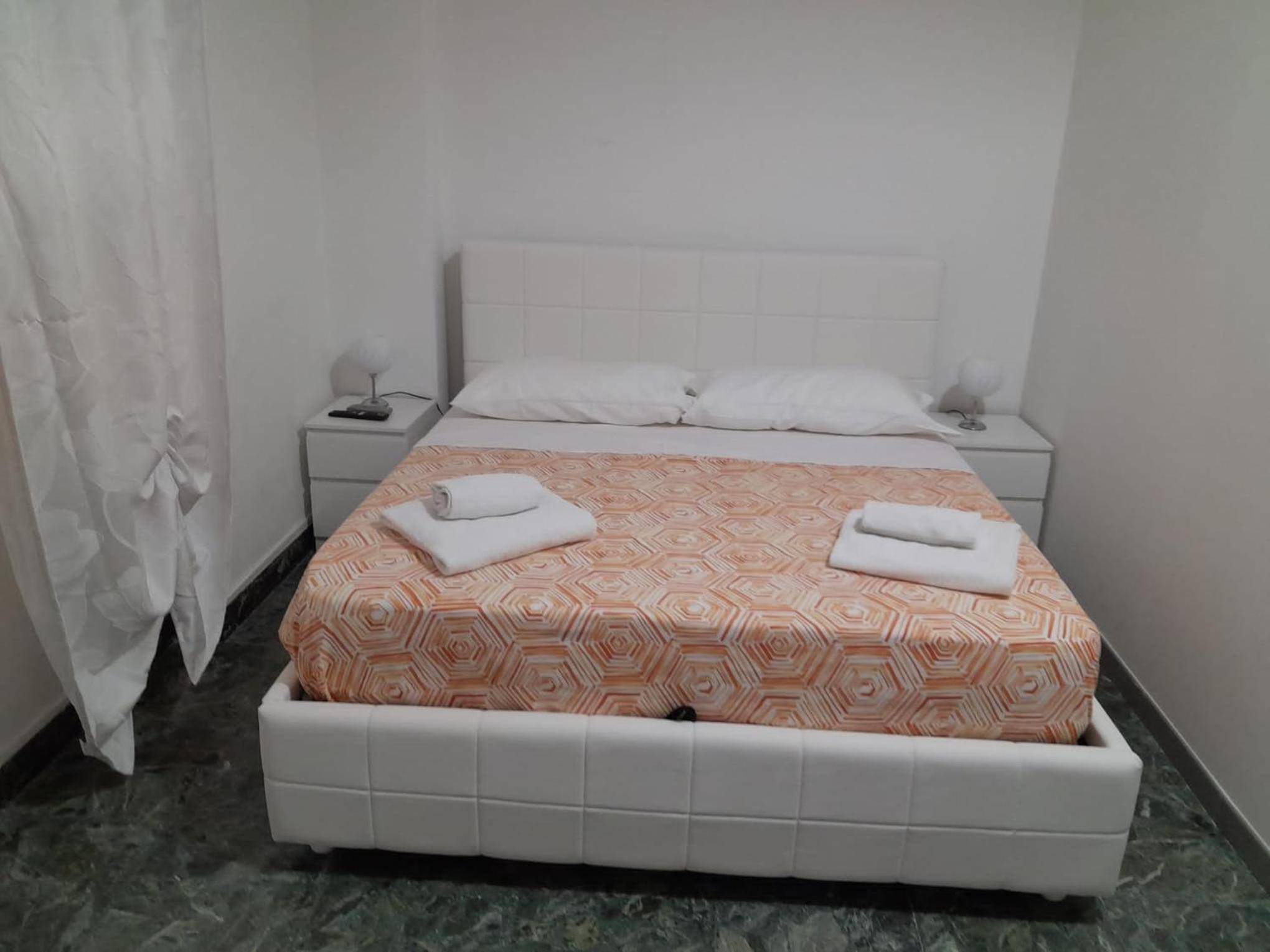 Deluxe Room - Photo 4