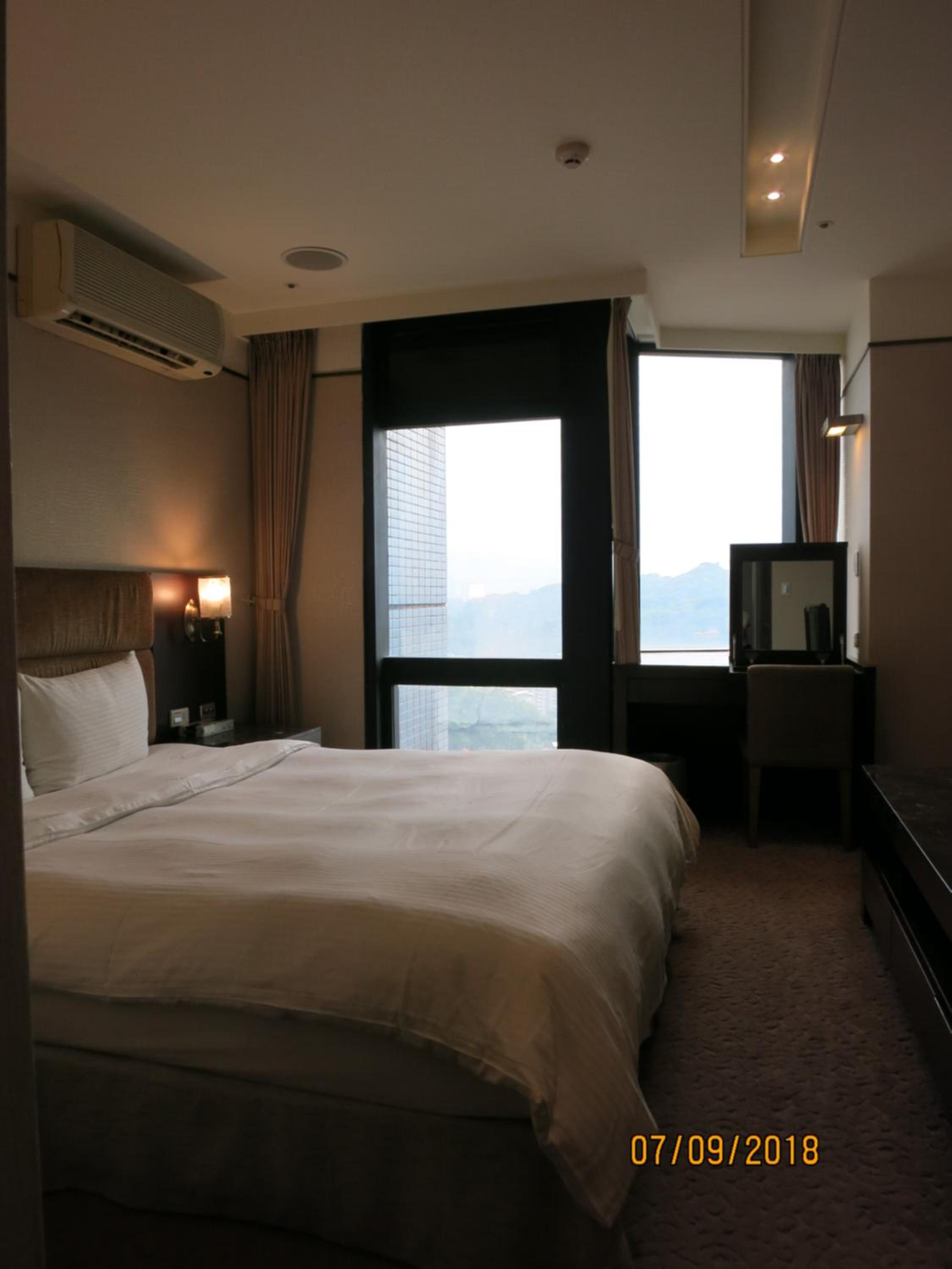 Standard Double Room with City View photo 3