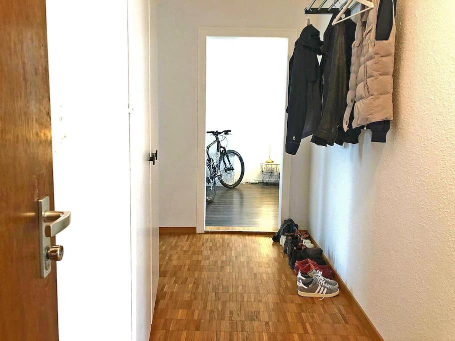 Apartment with Balcony - Photo 6