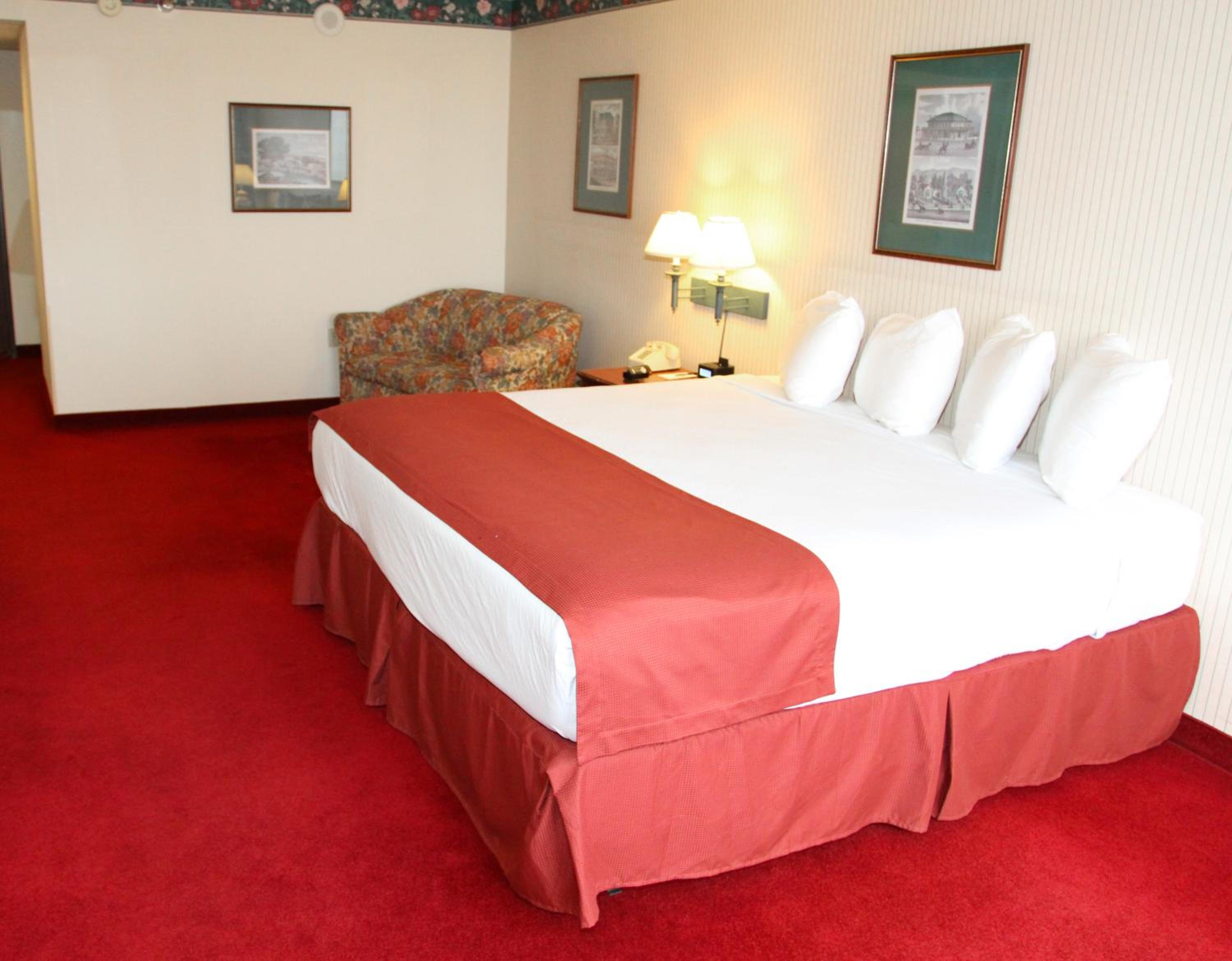 Standard King Room - Photo 2