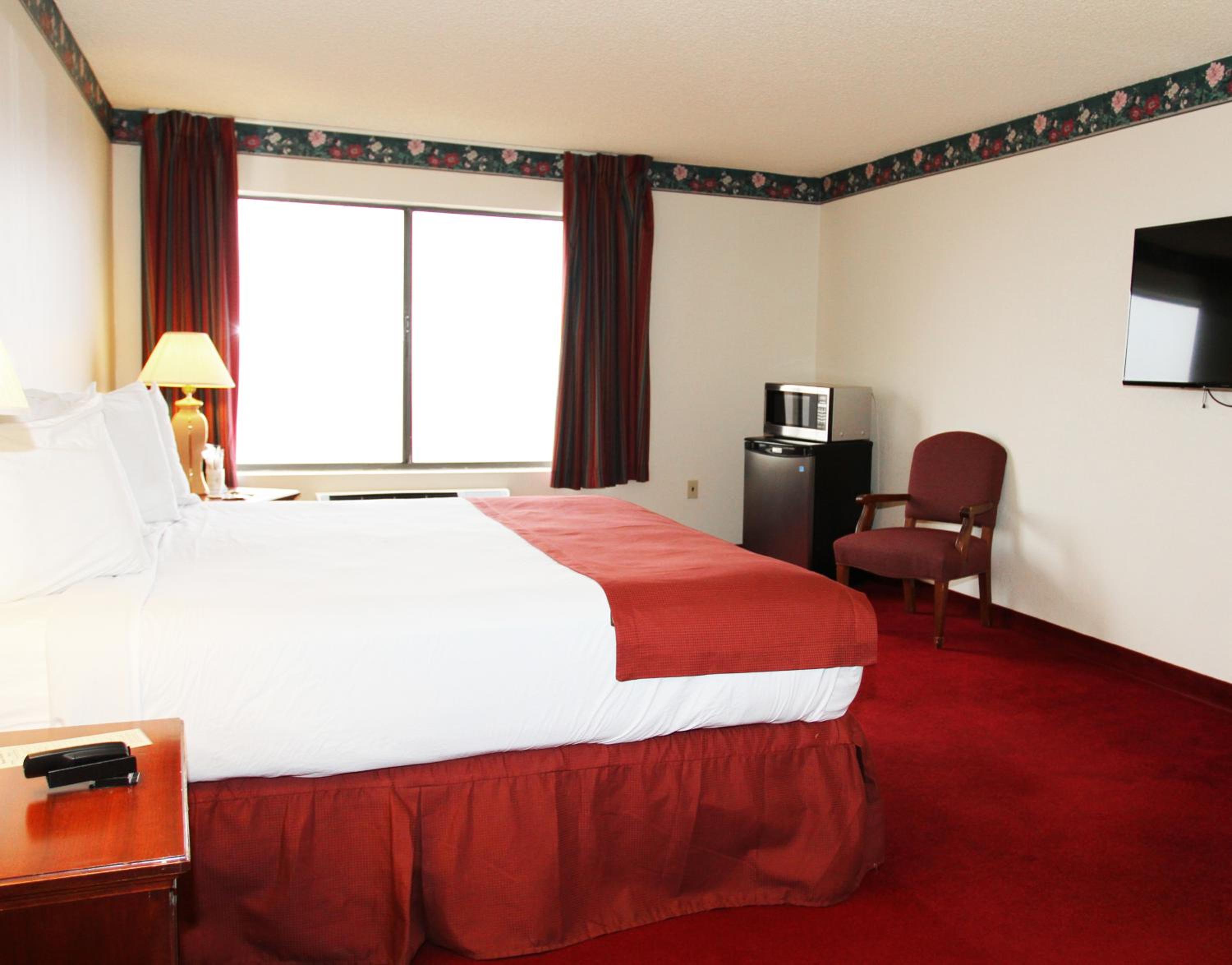 Standard King Room - Photo 4