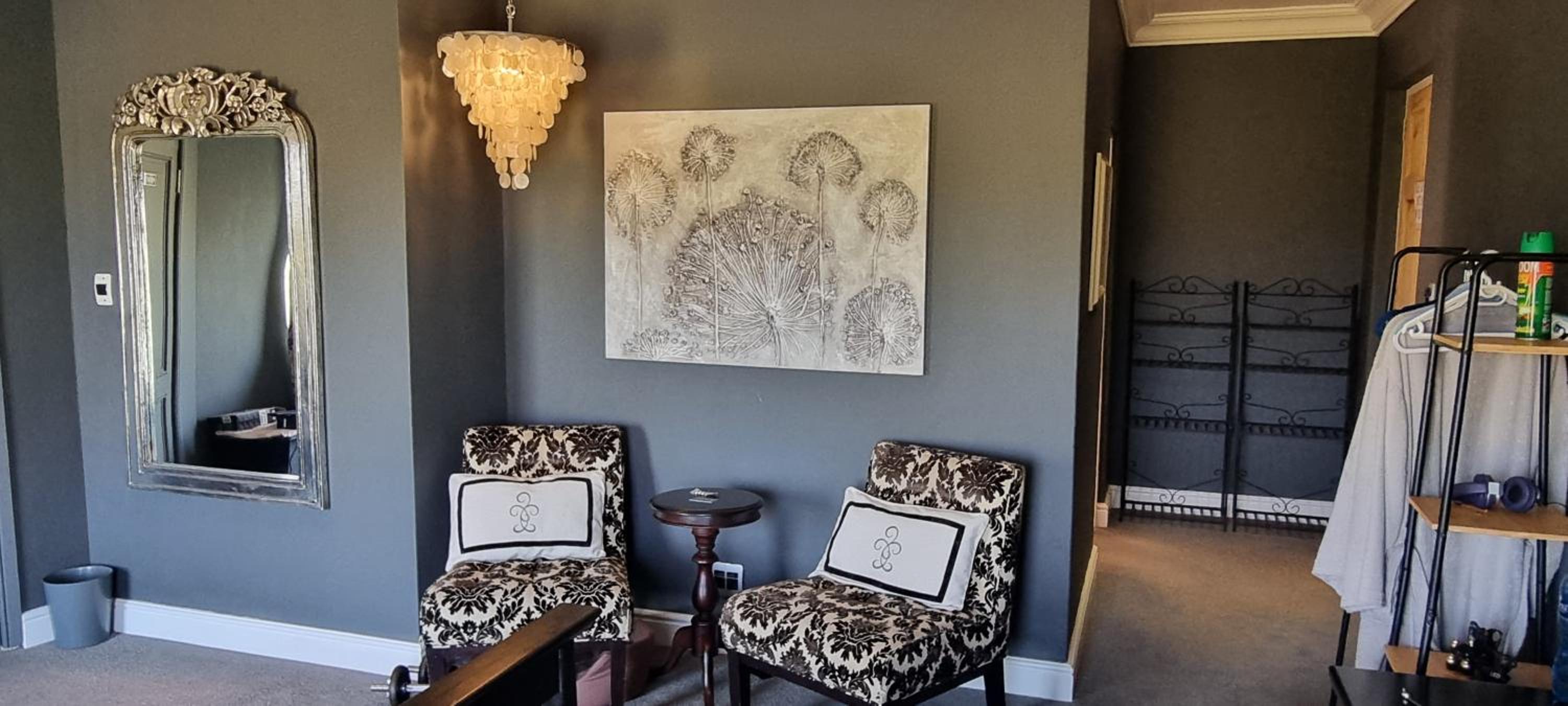 Suite with Mountain View - Photo 4
