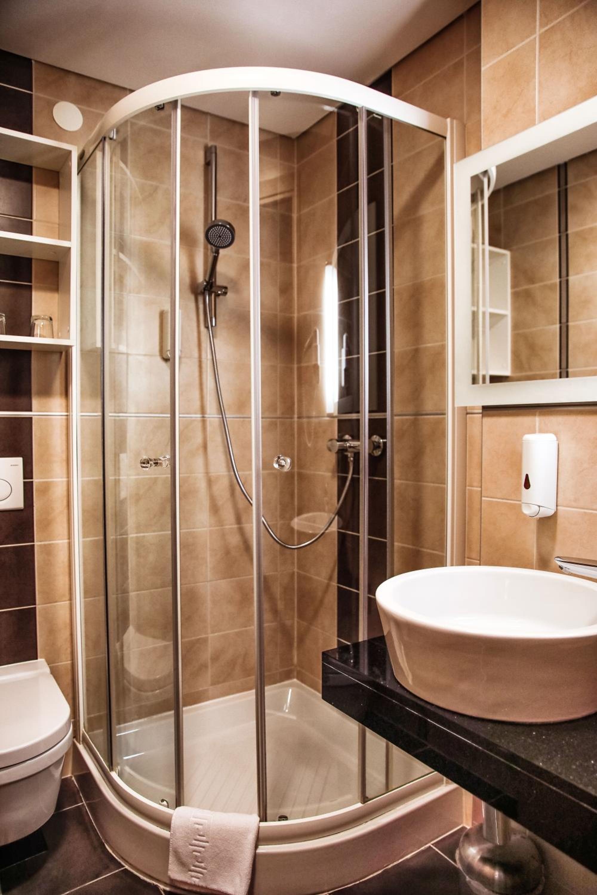 Double Room - Photo 4