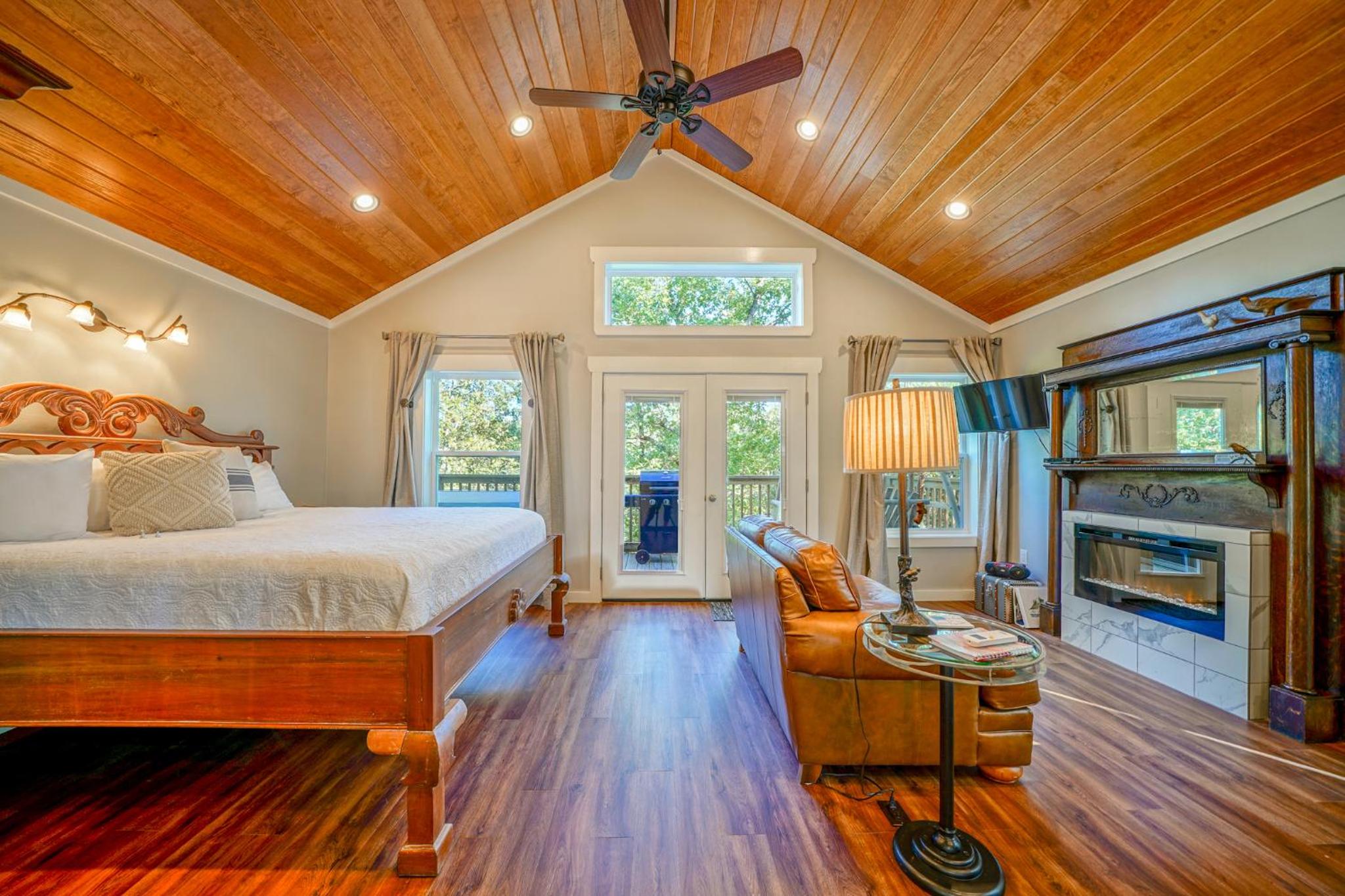 King Room with Mountain View - Photo 1