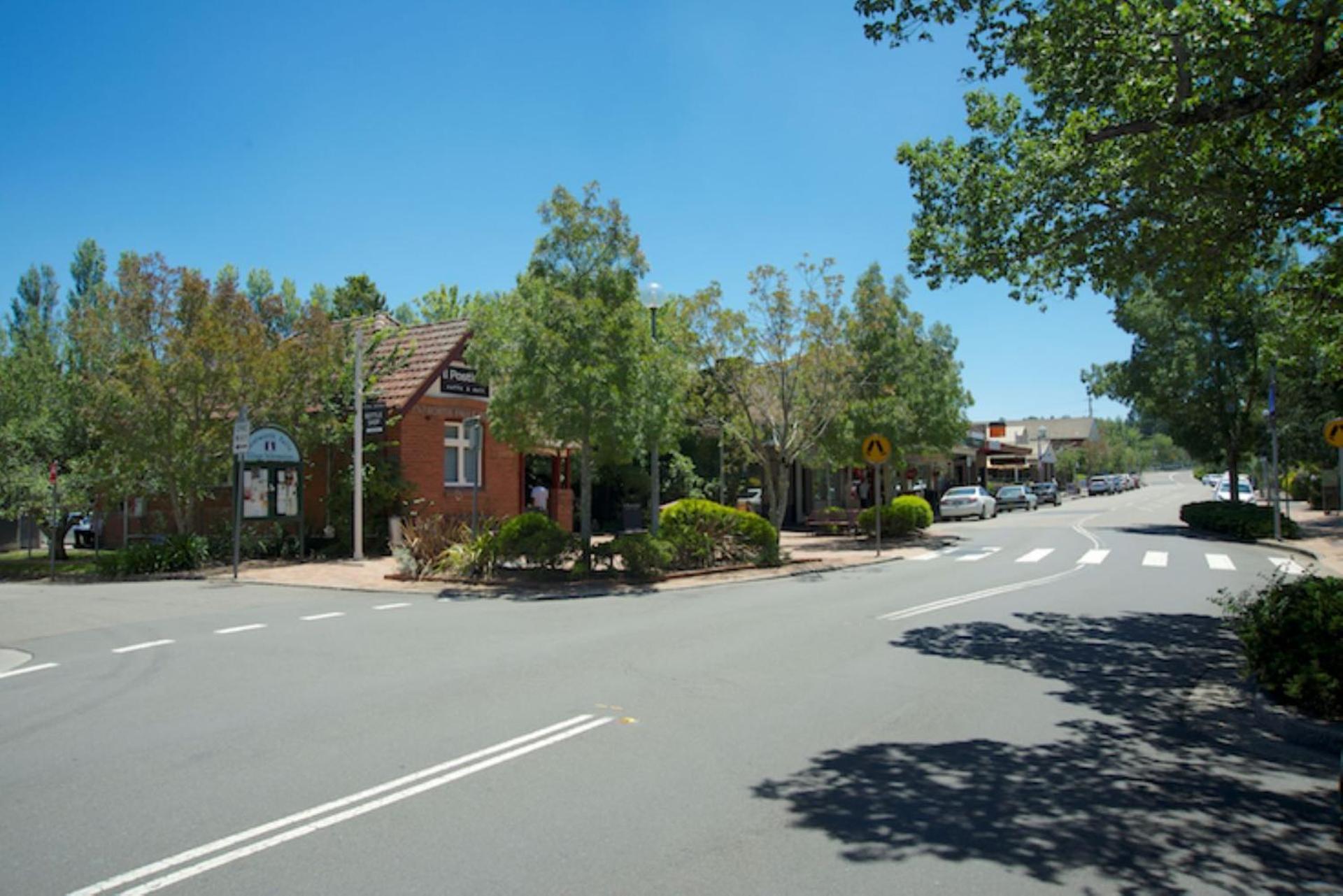 Four-Bedroom House photo 2