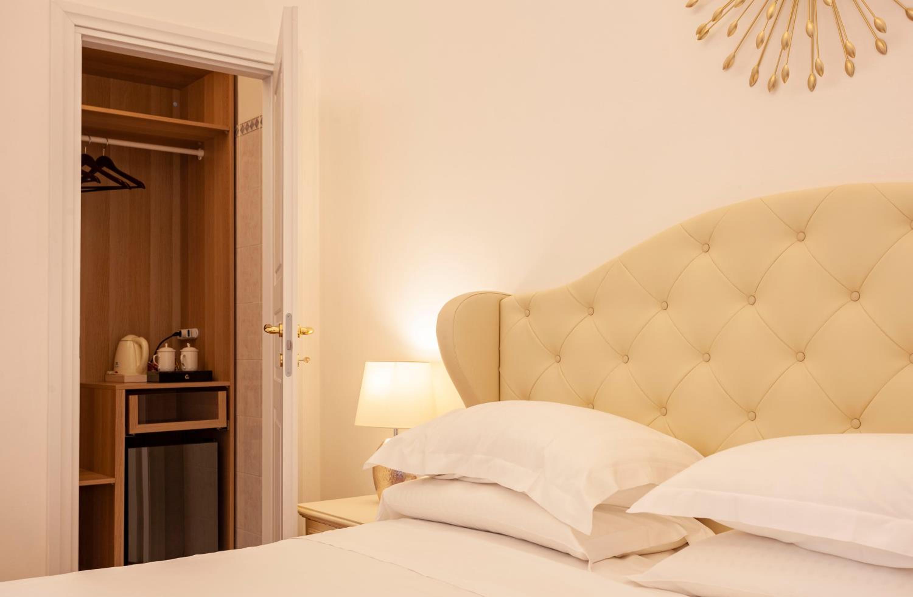 Double Room photo 2
