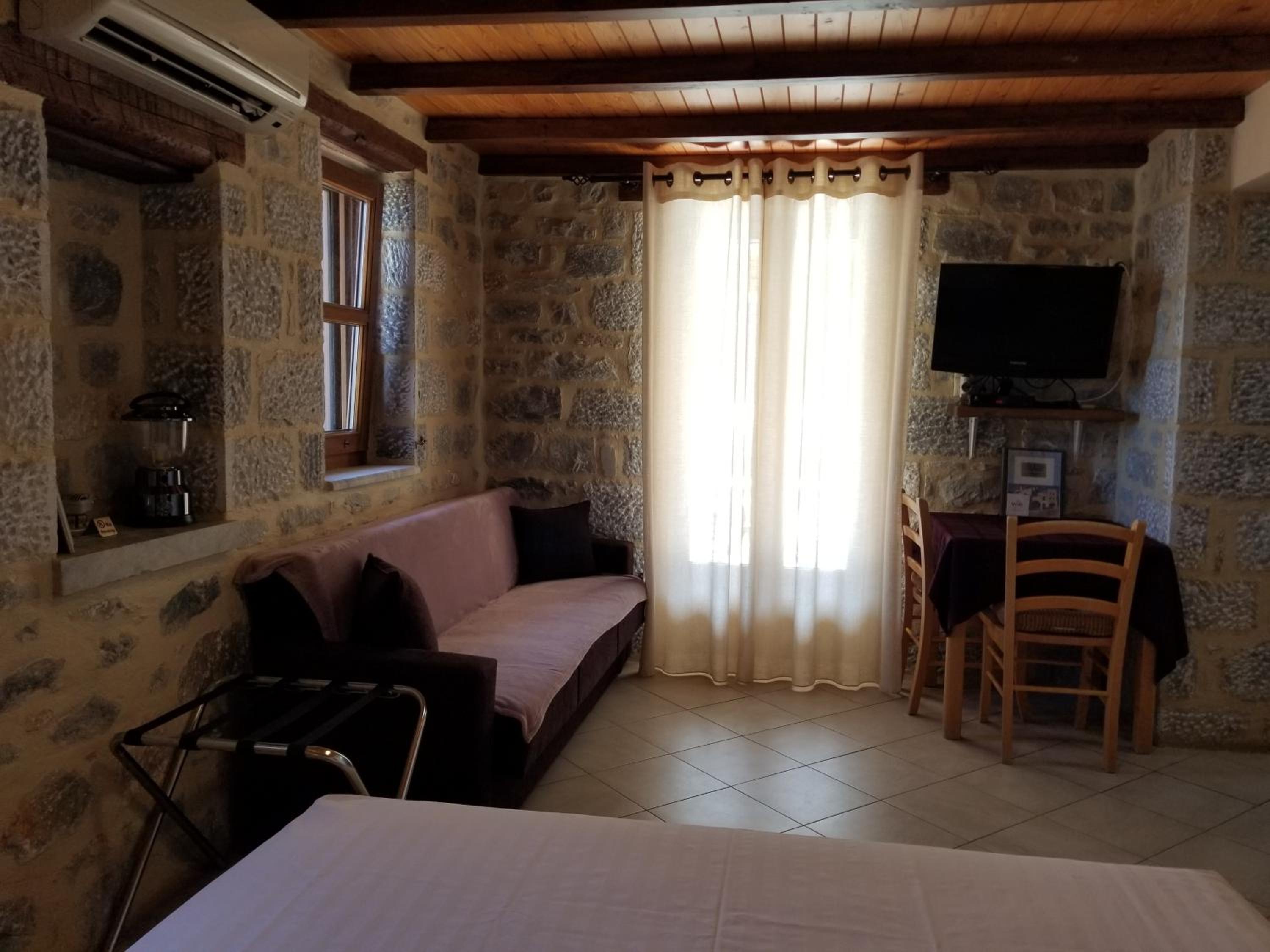 Room 5 - Studio with Sea View photo 1