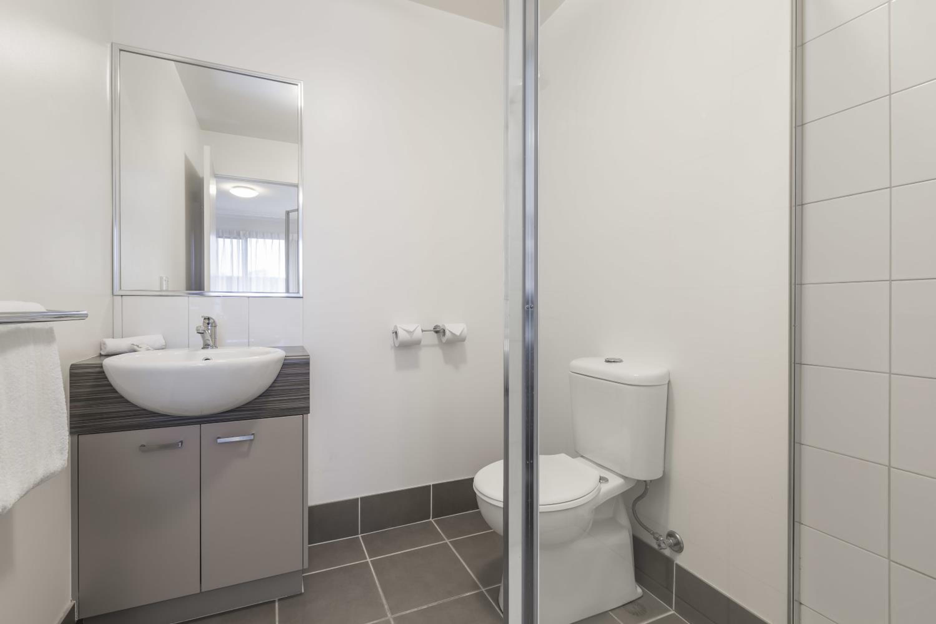 Studio Apartment photo 3
